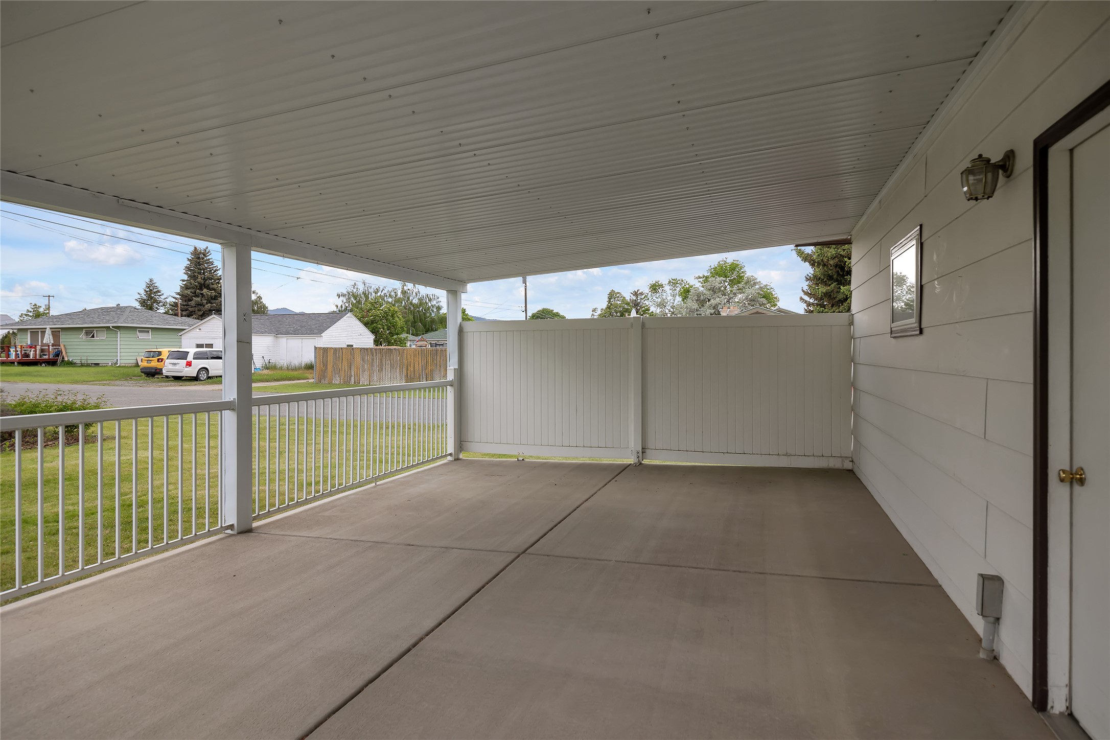 319 W Gail Street Property Photo 3