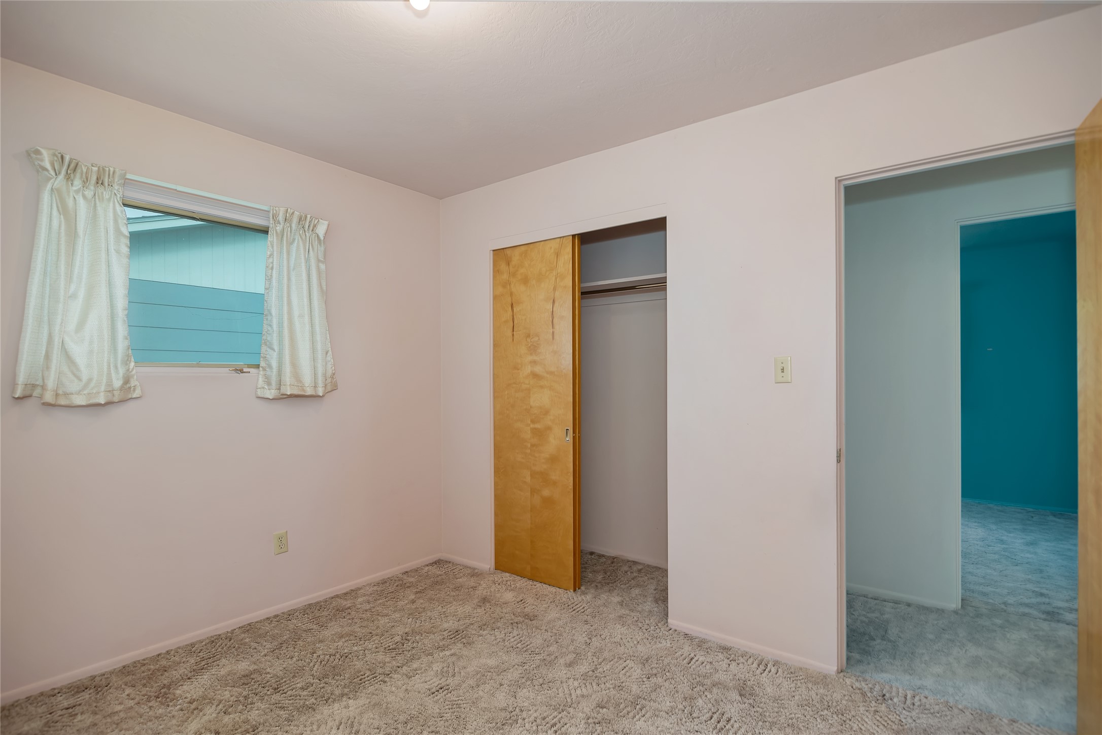 319 W Gail Street Property Photo 12