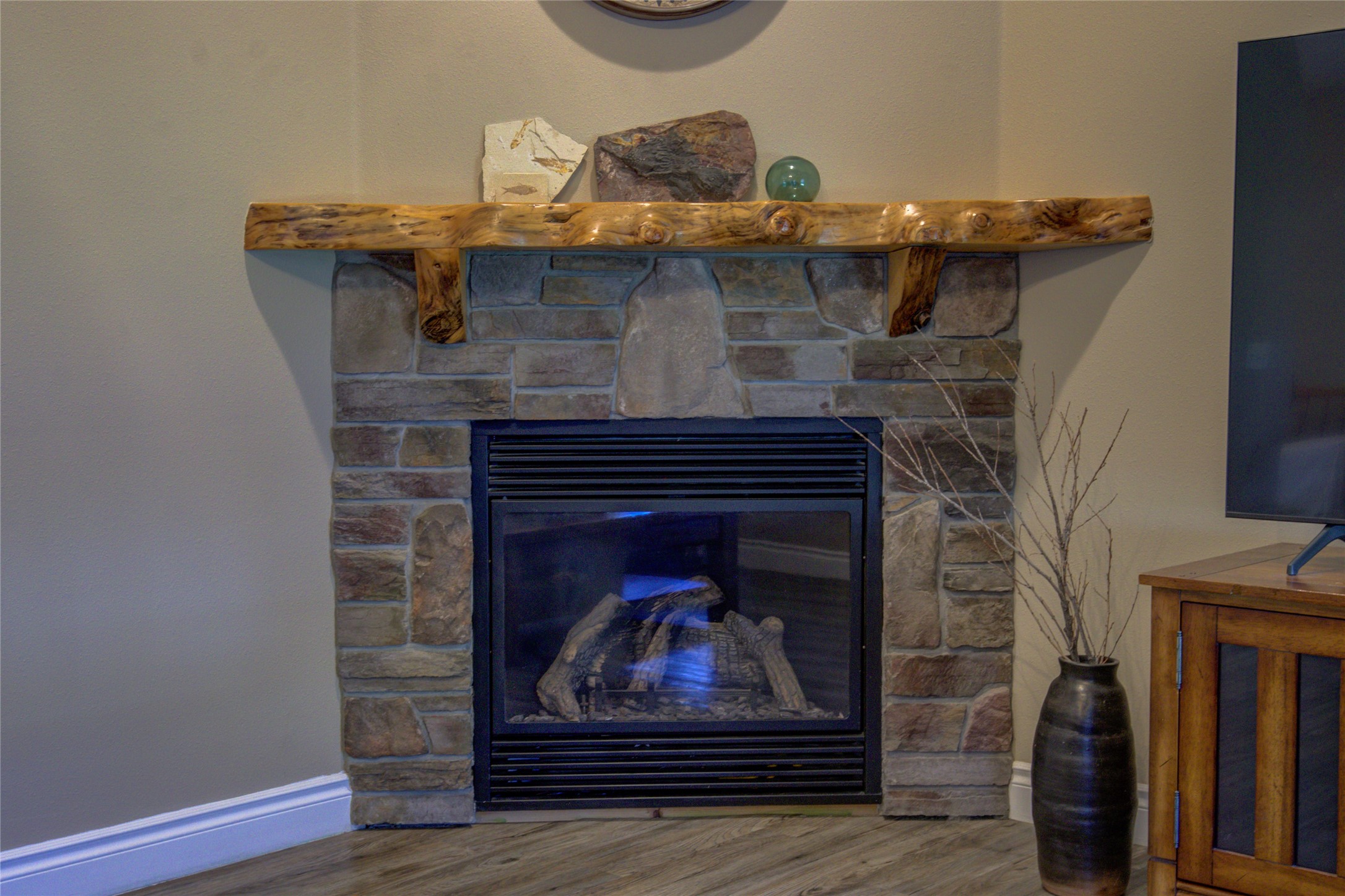 3250 Stillwell Drive Property Photo 7
