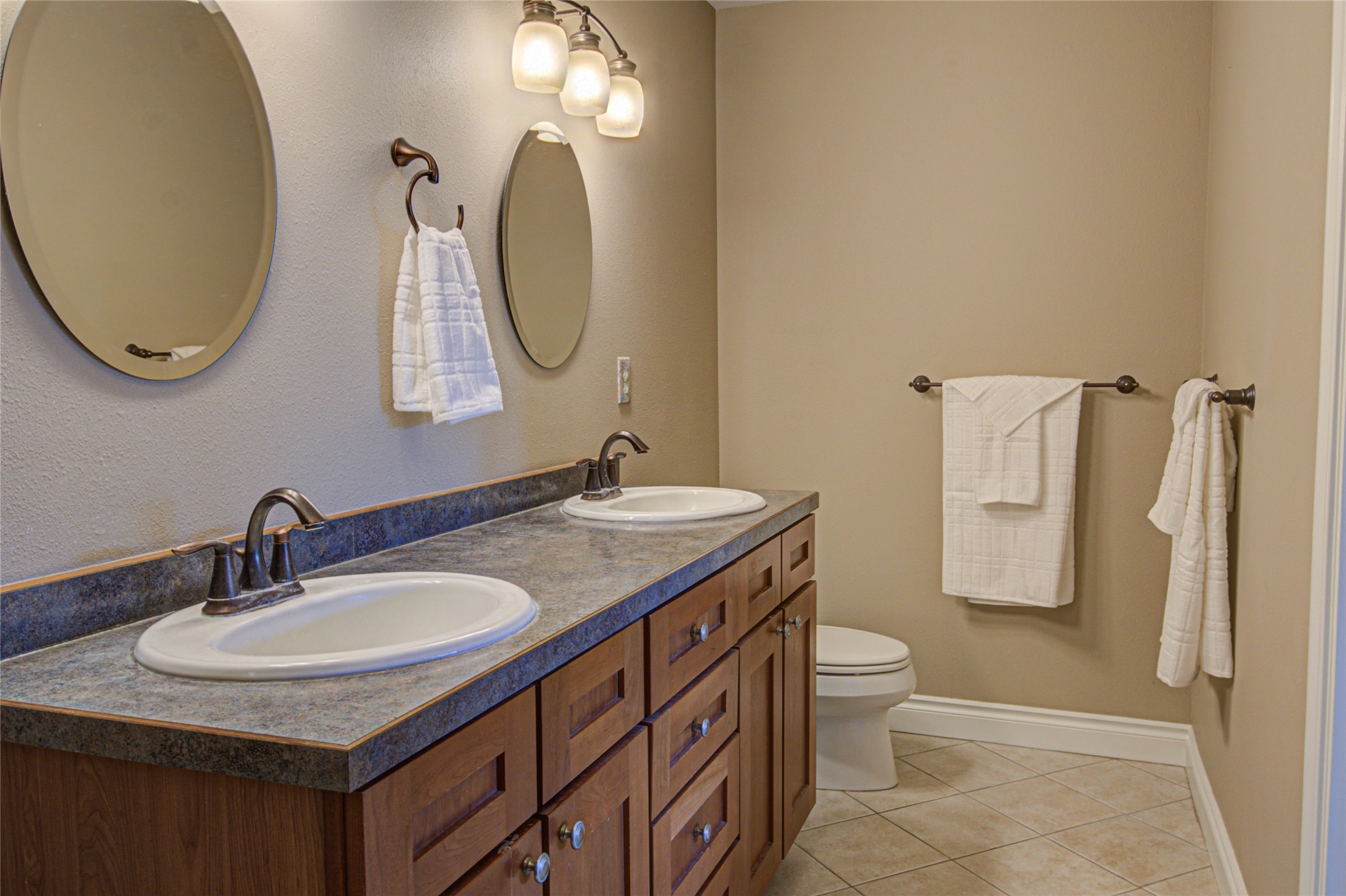 3250 Stillwell Drive Property Photo 17