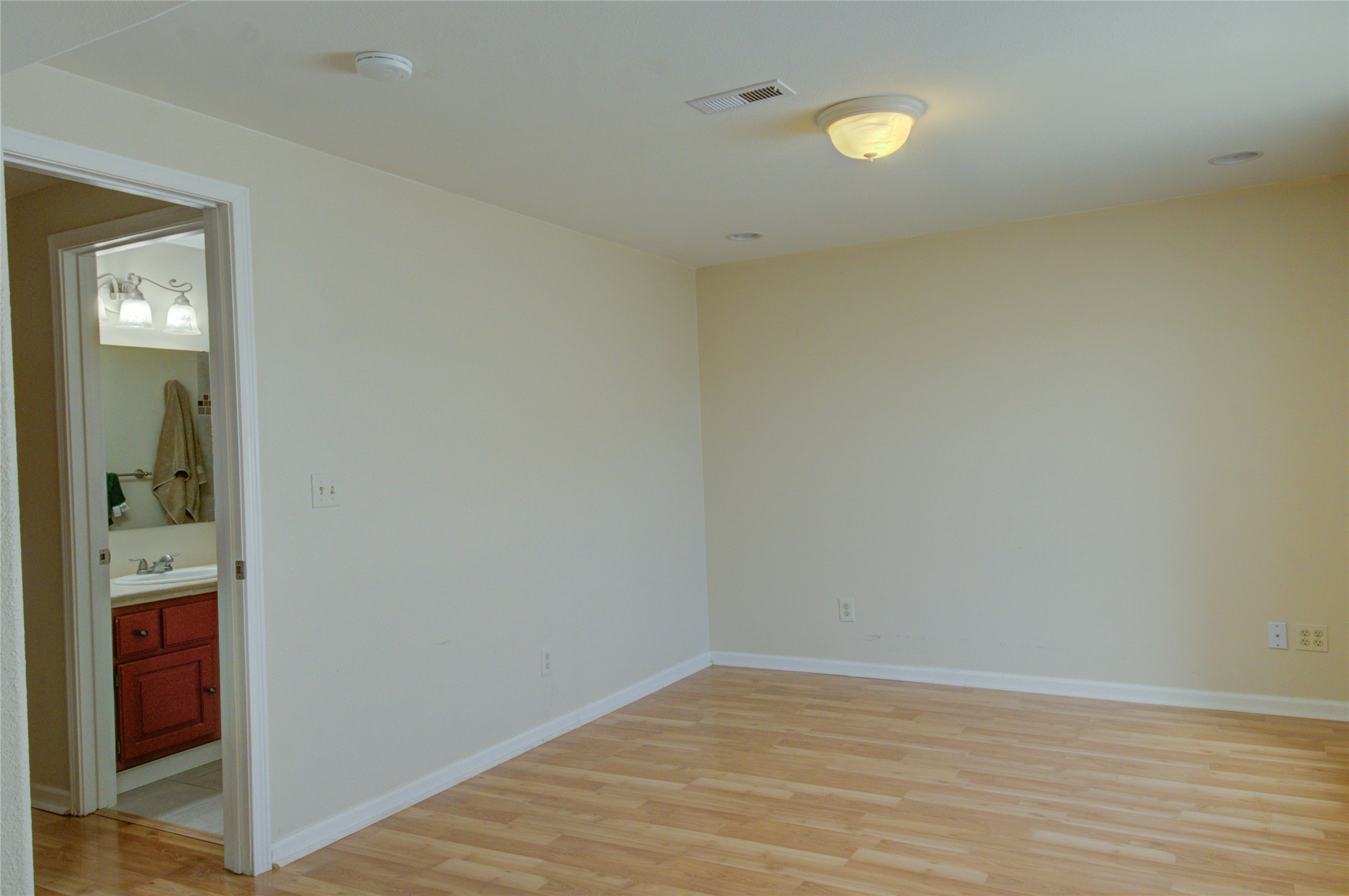 3250 Stillwell Drive Property Photo 32