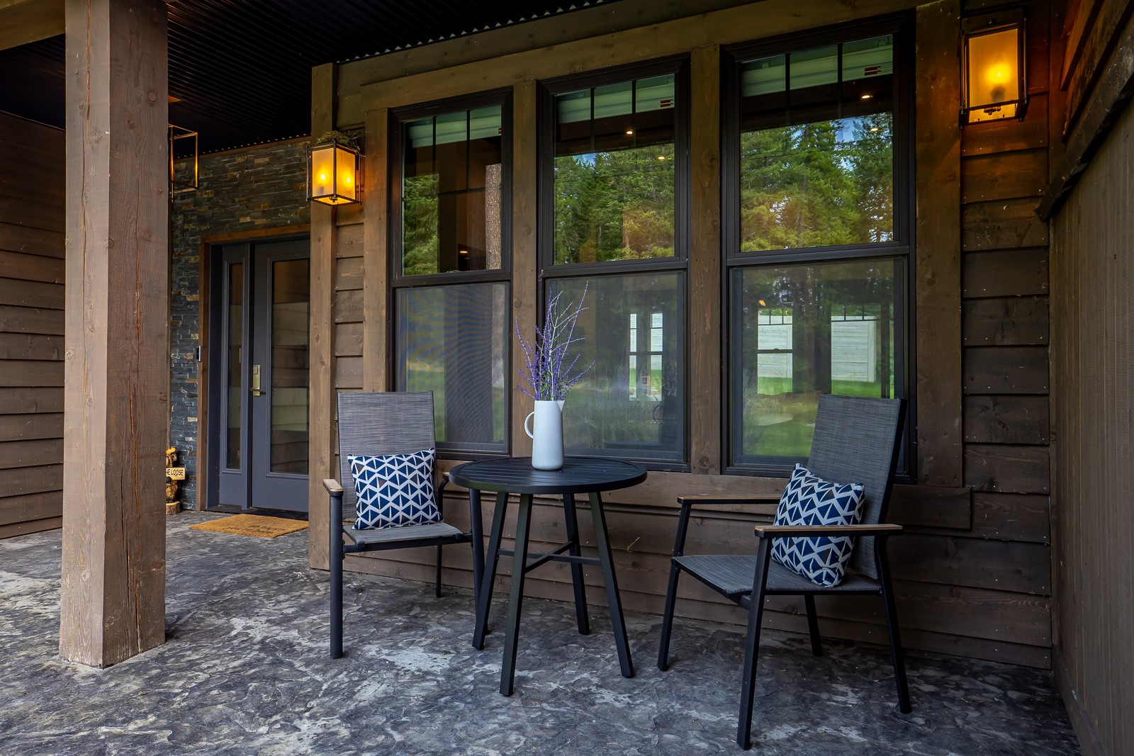 136 Turnberry Terrace Property Photo 3
