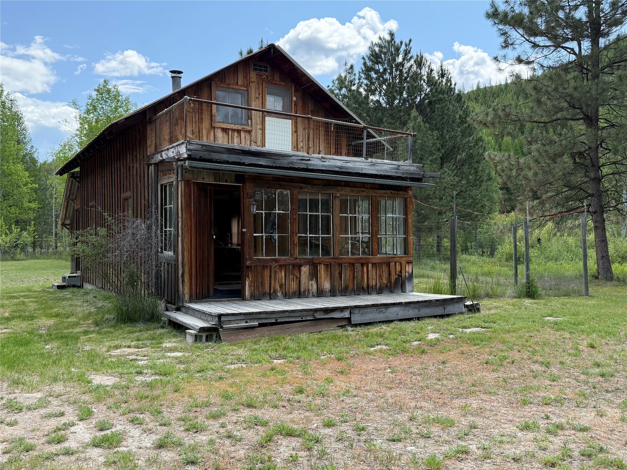 63450 Us Highway 2 Property Photo