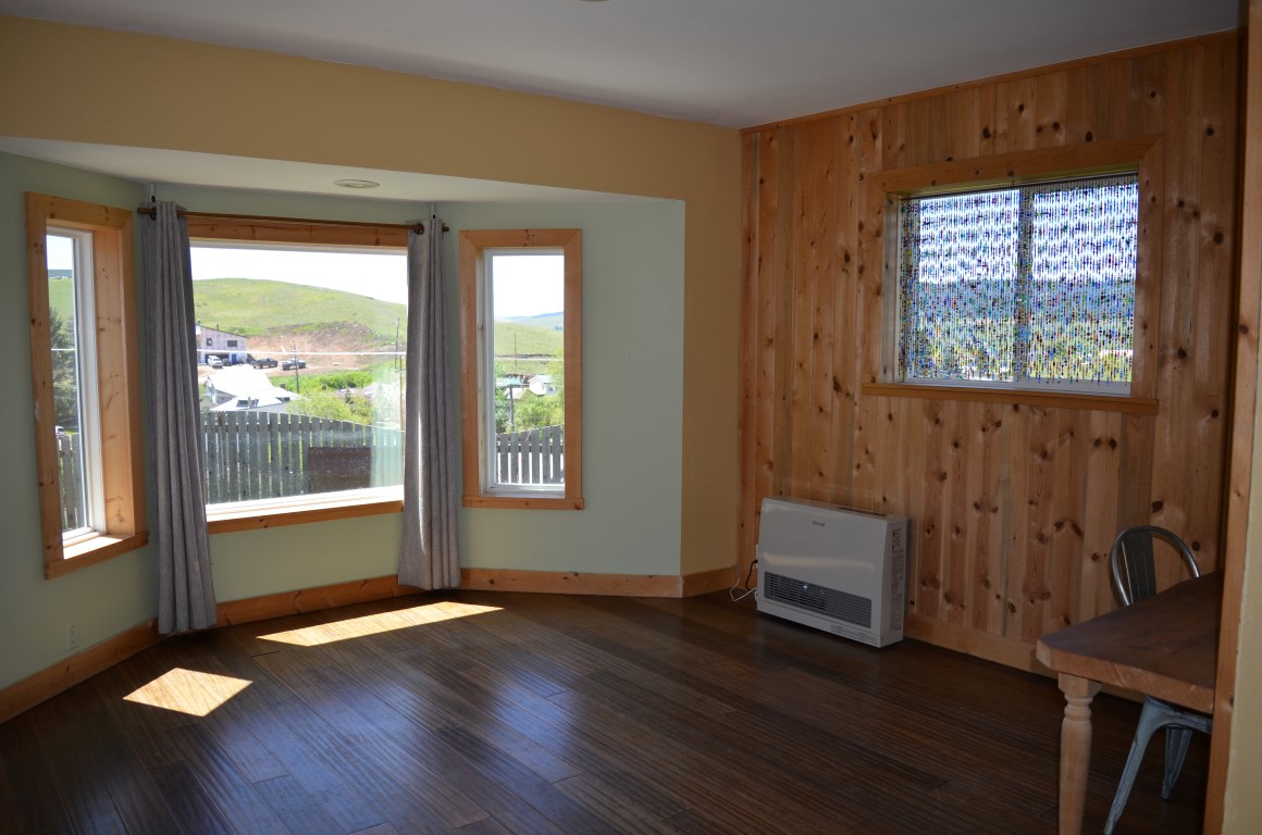 335 W Sutter Street Property Photo 21
