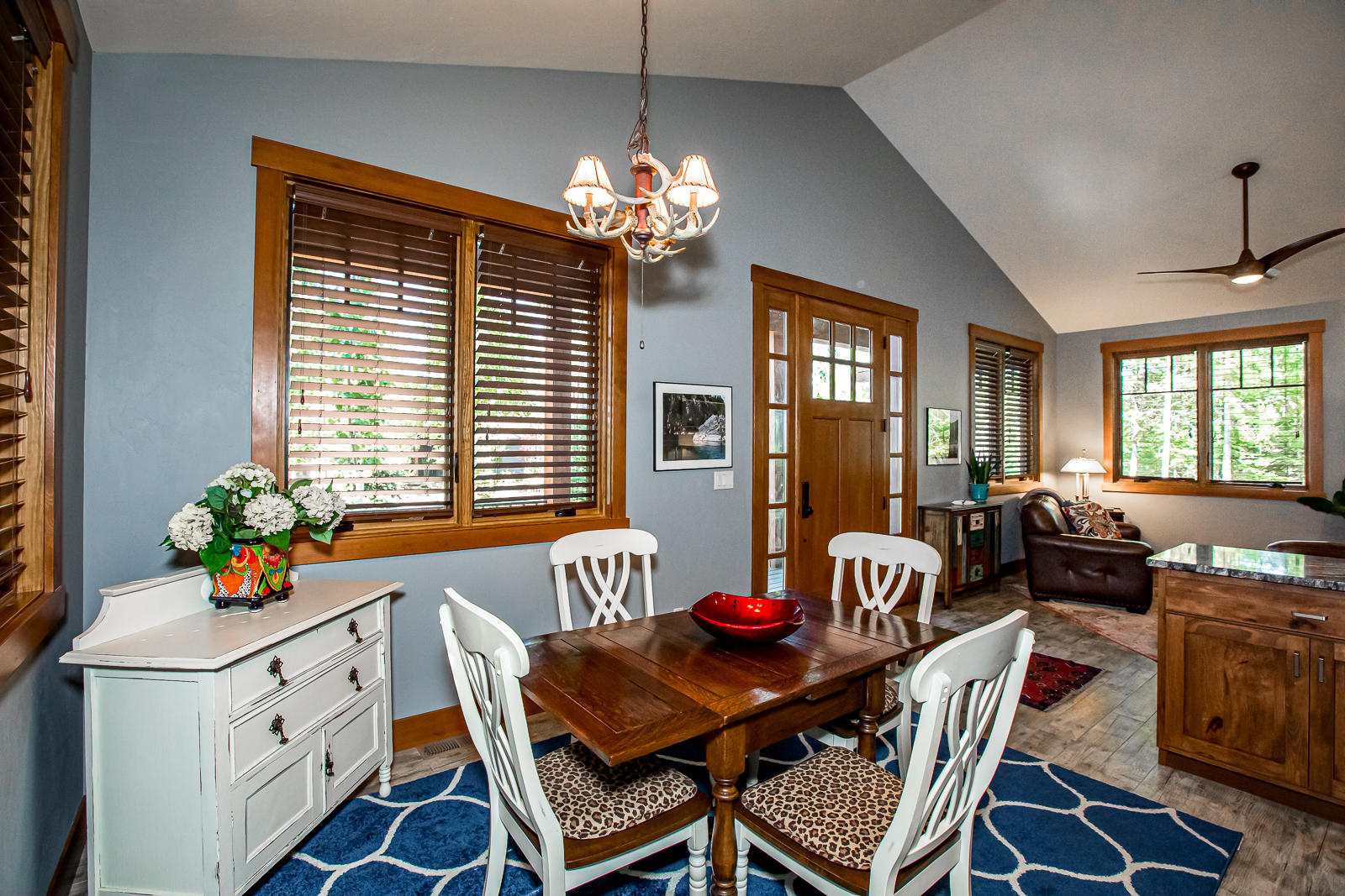 2475 E Lakeshore Drive Property Photo 62