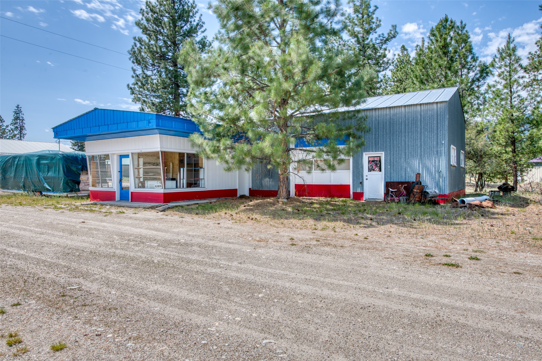 3565 Us Highway 93 S Property Photo 3