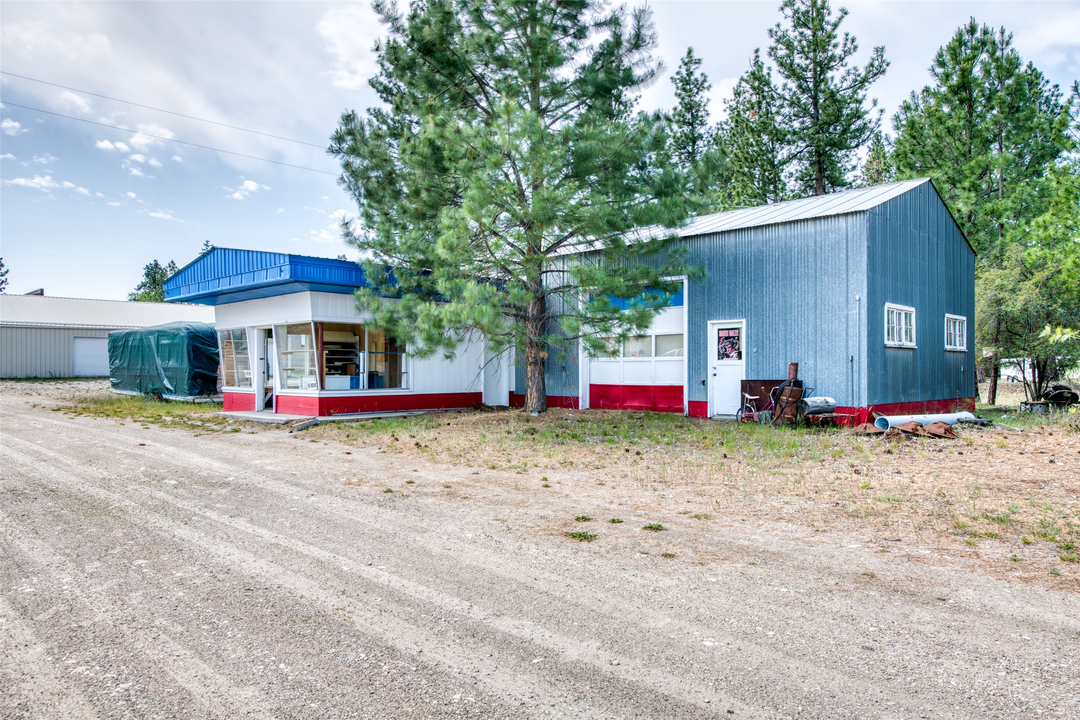 3565 Us Highway 93 S Property Photo 12