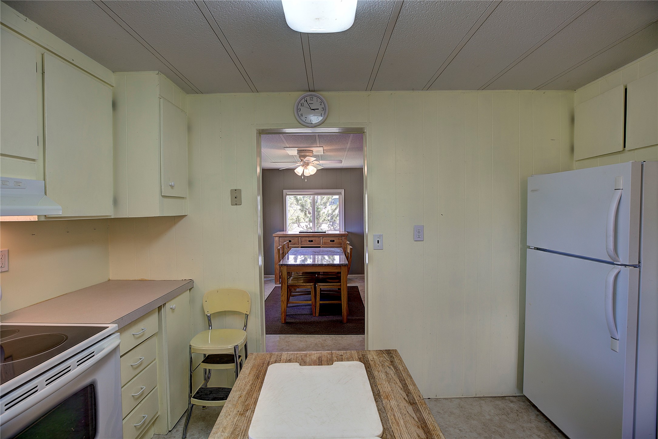 708 11th Street E Property Photo 23