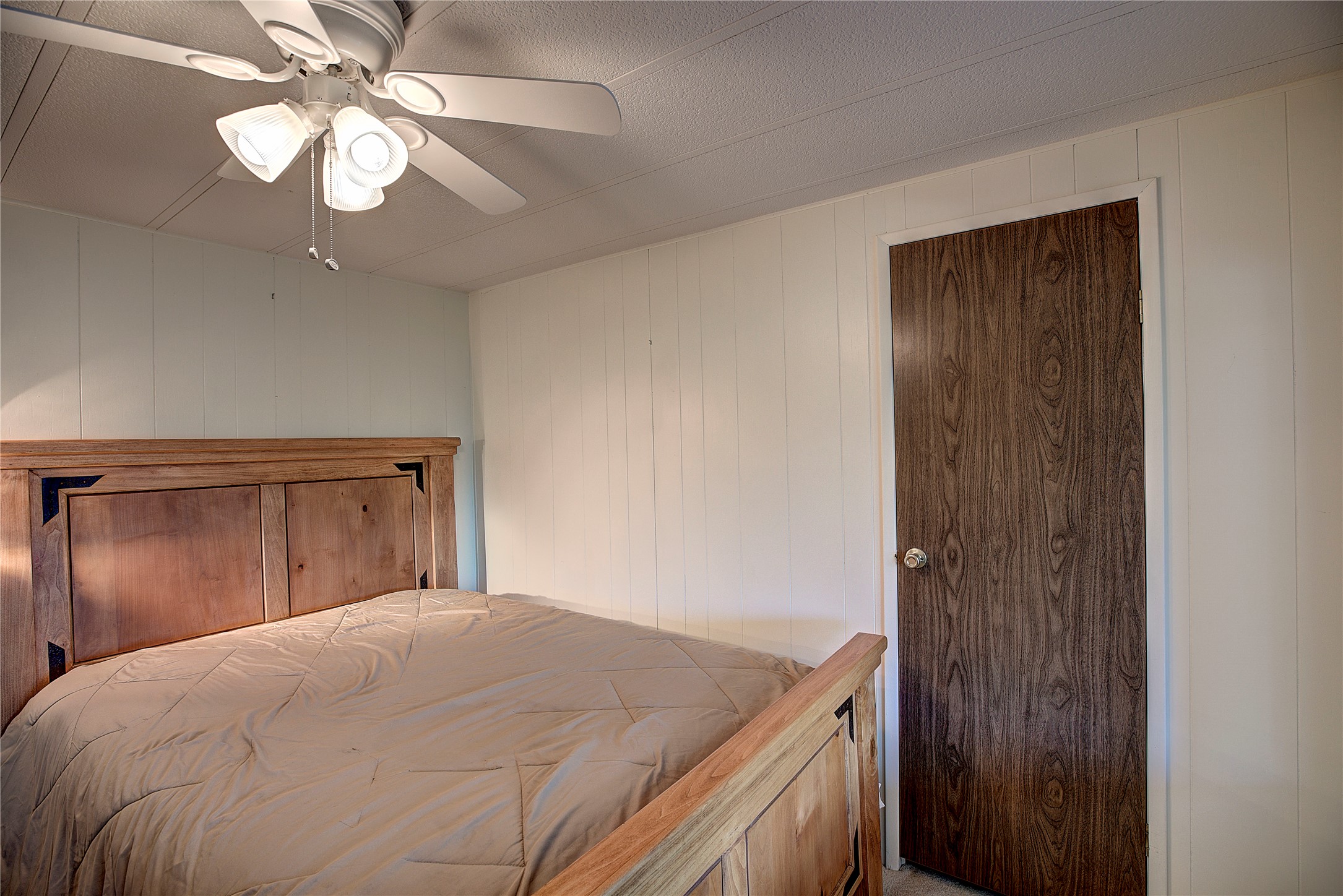 708 11th Street E Property Photo 35