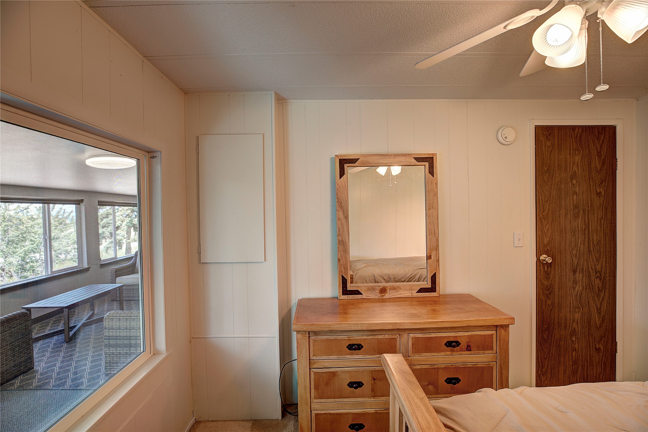 708 11th Street E Property Photo 39