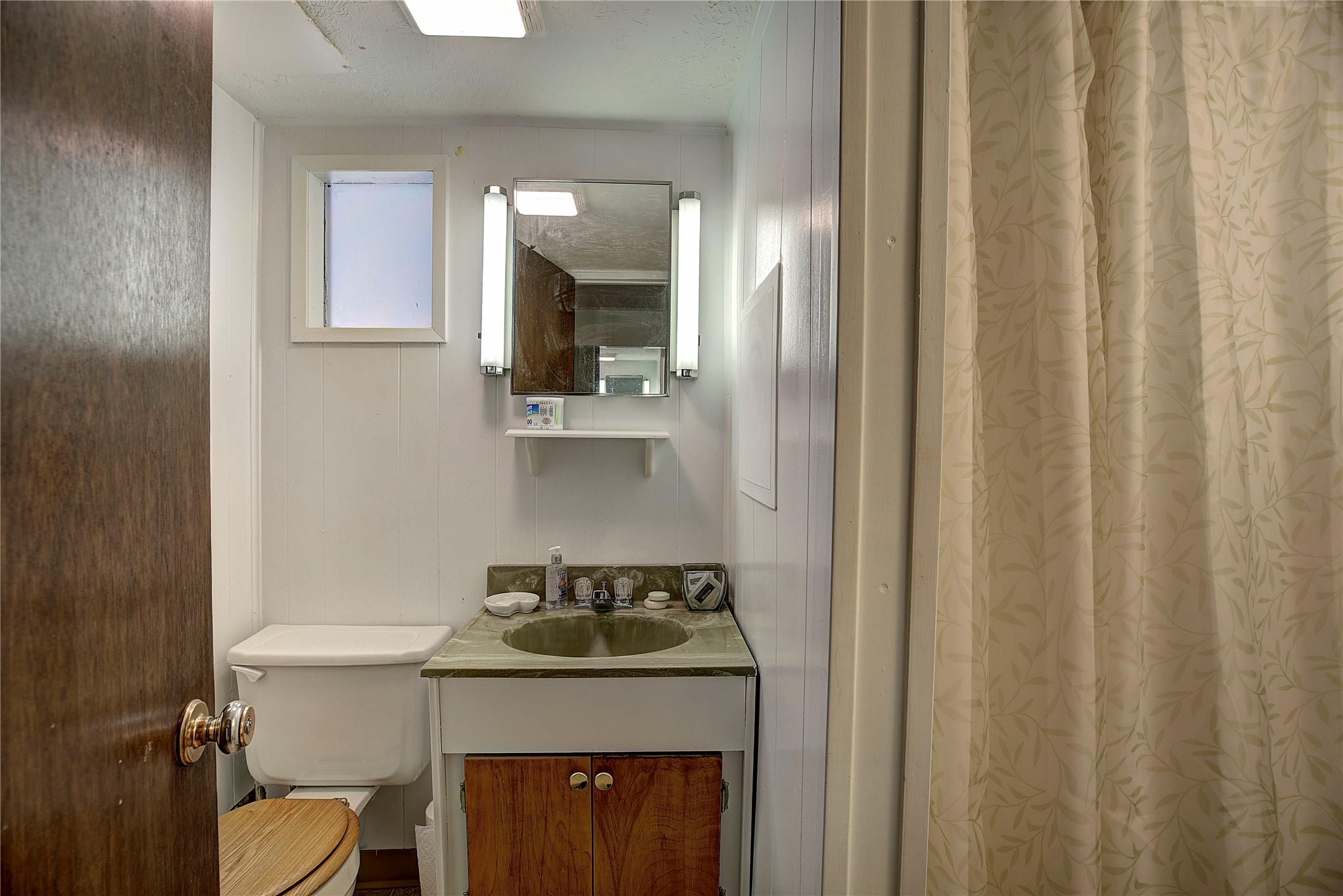 708 11th Street E Property Photo 60