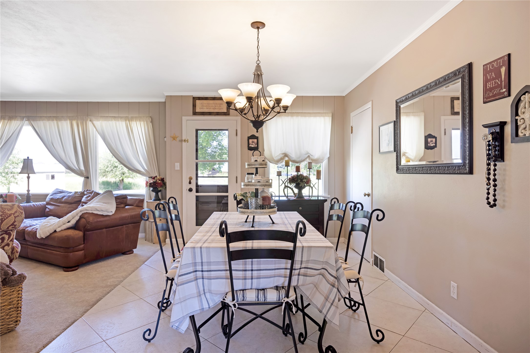 2712 Spurgin Road Property Photo 12