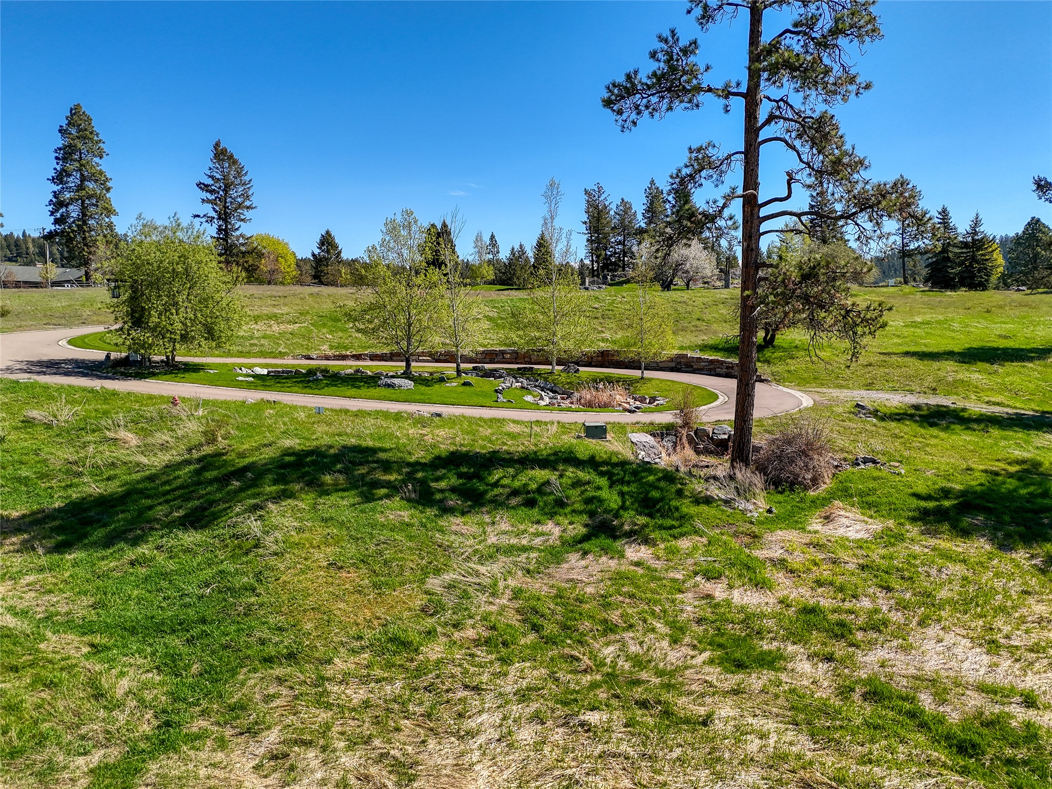181 Fox Run Court Property Photo 4