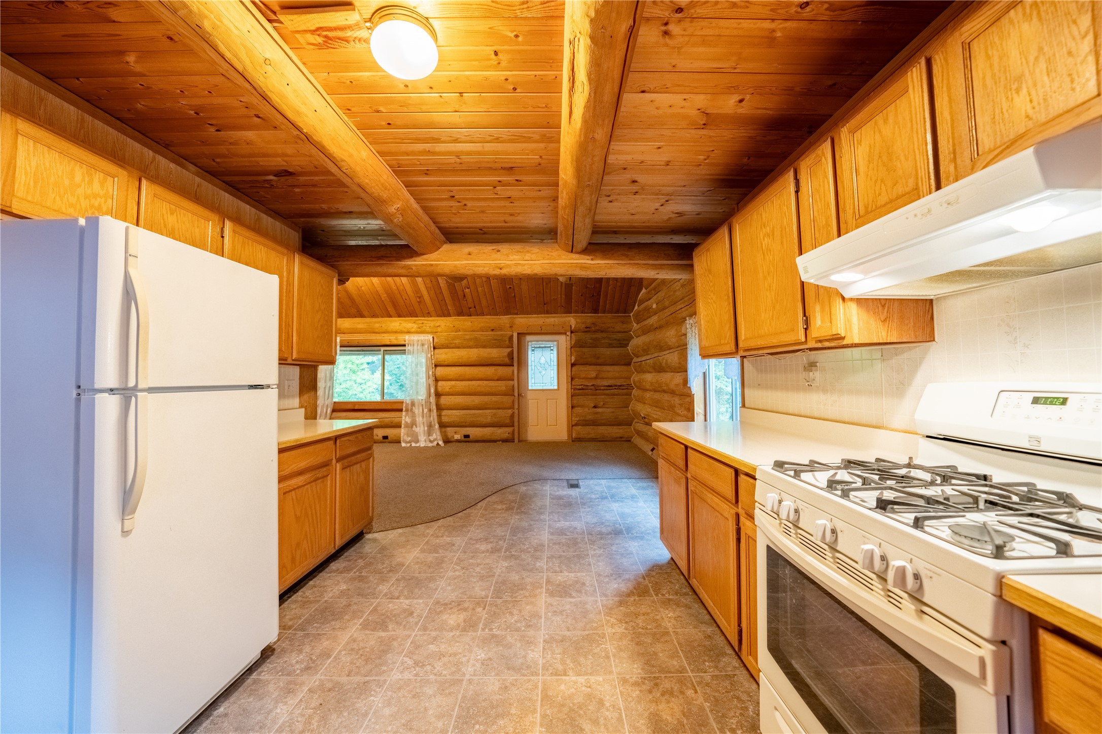 137 Amber Road Property Photo 6