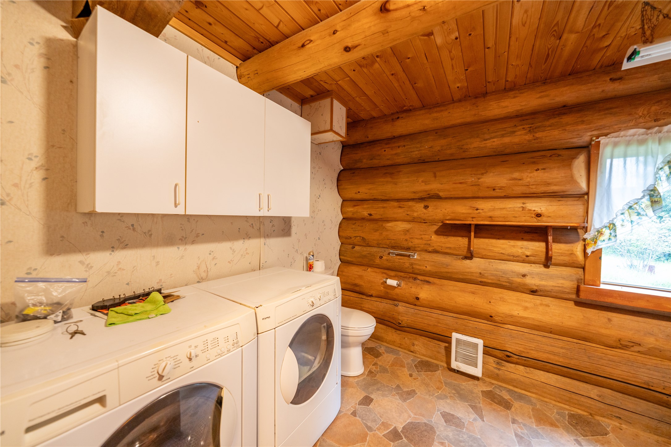137 Amber Road Property Photo 15