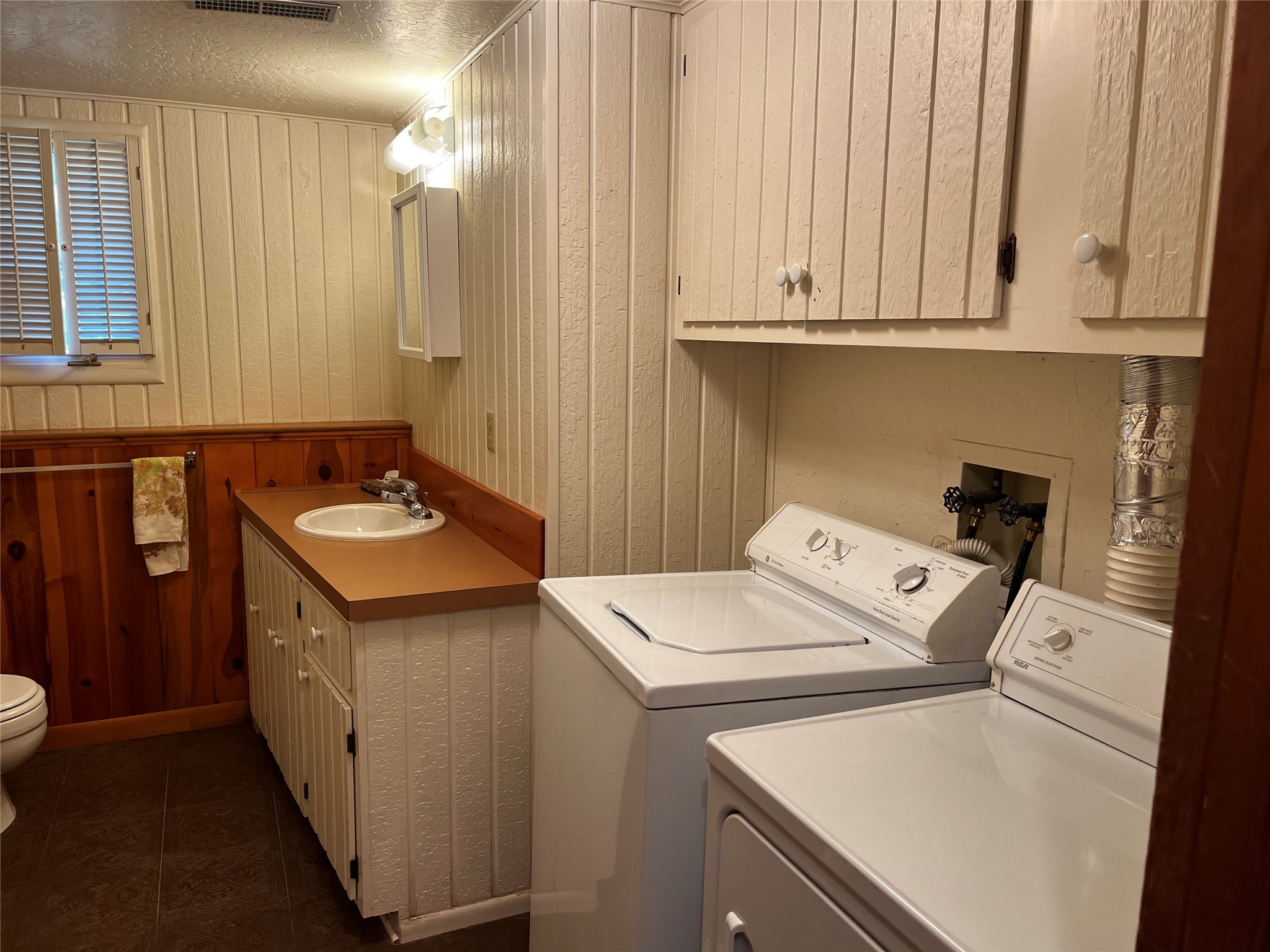 1114 Creek Crossing Road Property Photo 39