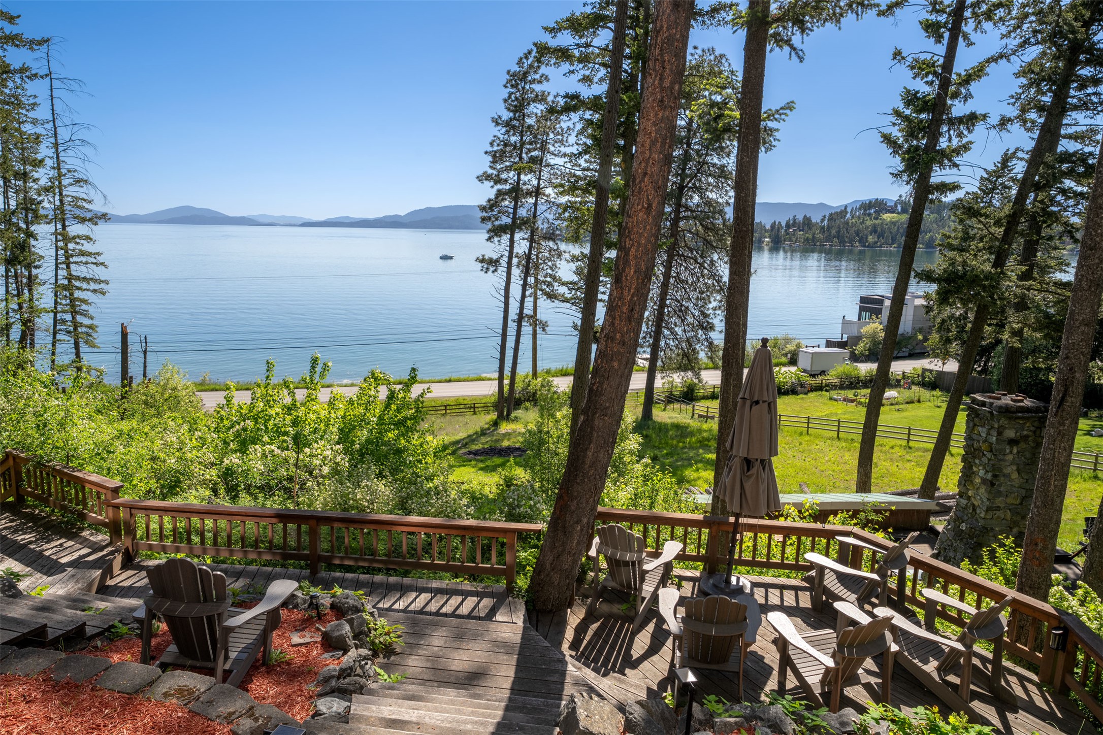 14690 Shore Acres Drive Property Photo 1
