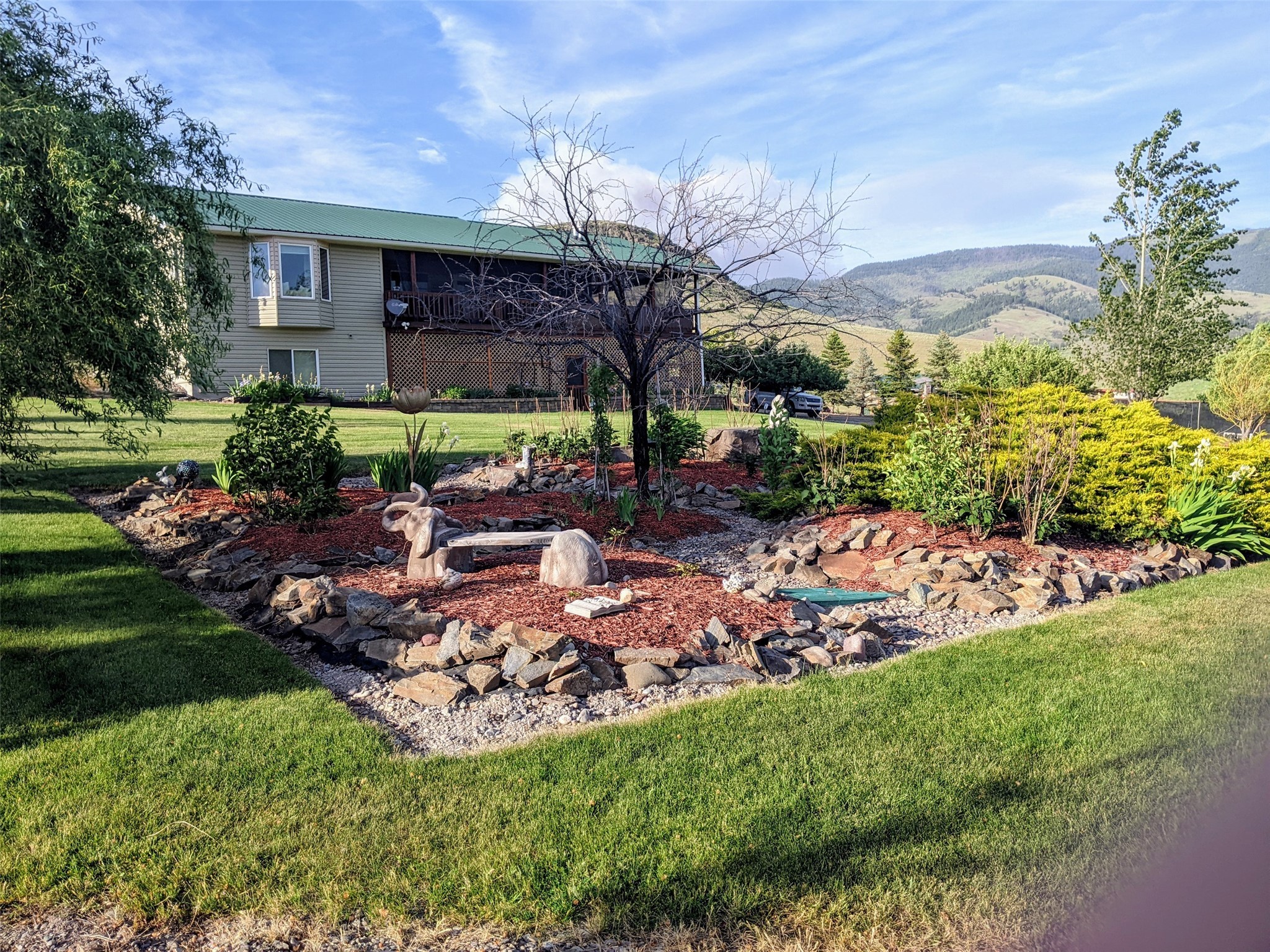 4 Mule Deer Lane Property Photo 1