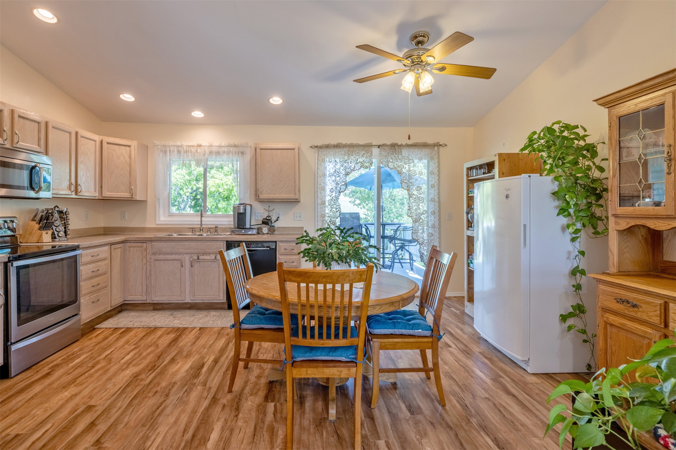 3161 Holmberg Drive Property Photo 11