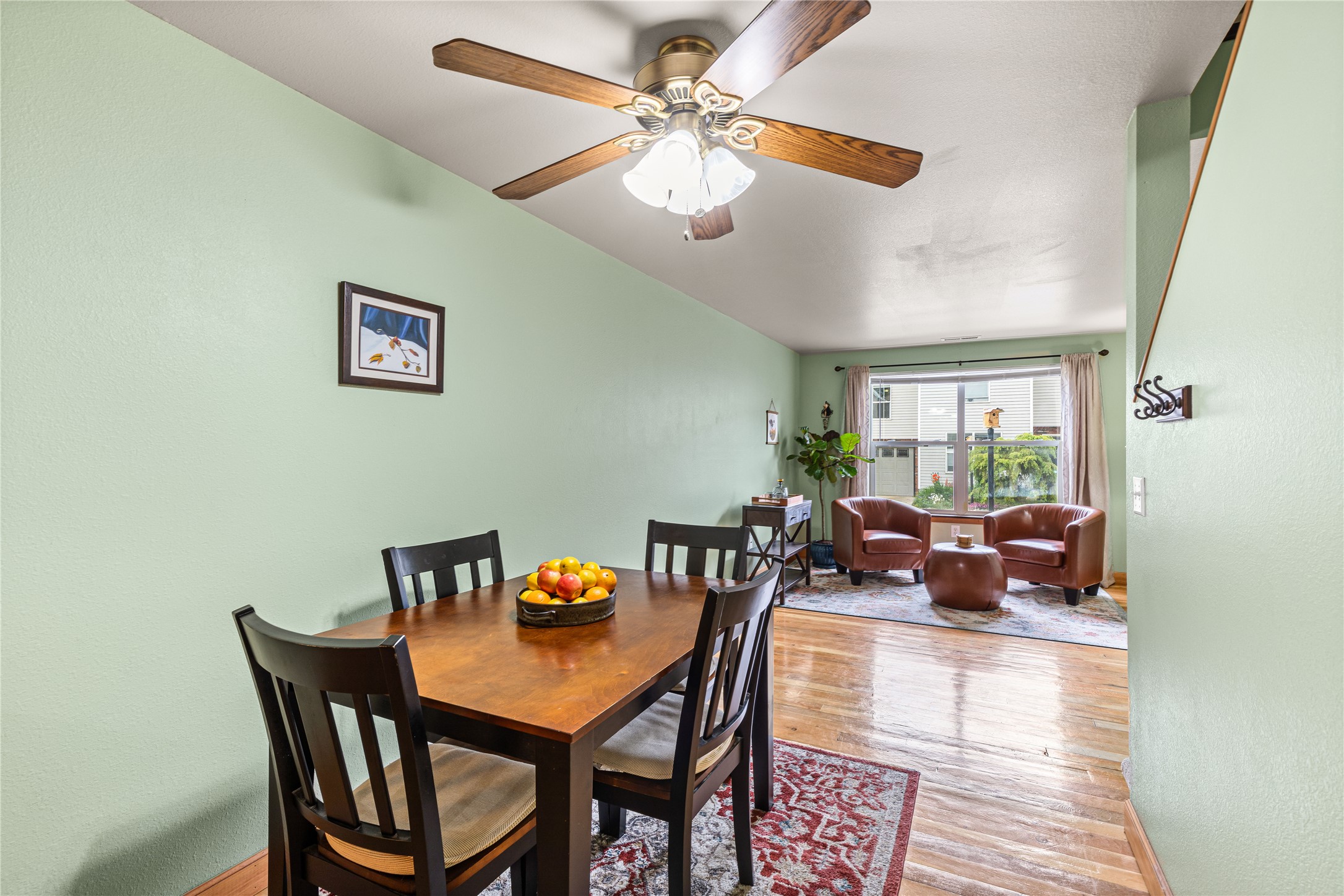 1730 Park Place B Property Photo 4