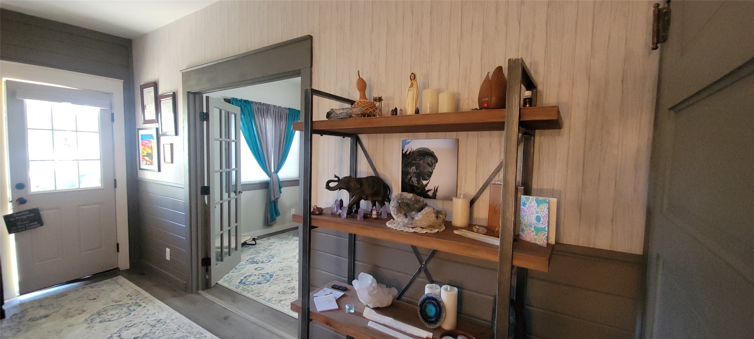 107 3rd Avenue E Property Photo 6