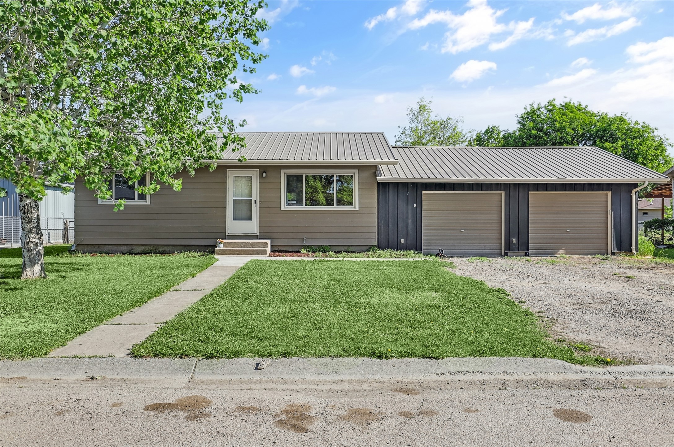 1131 4th Avenue Property Photo