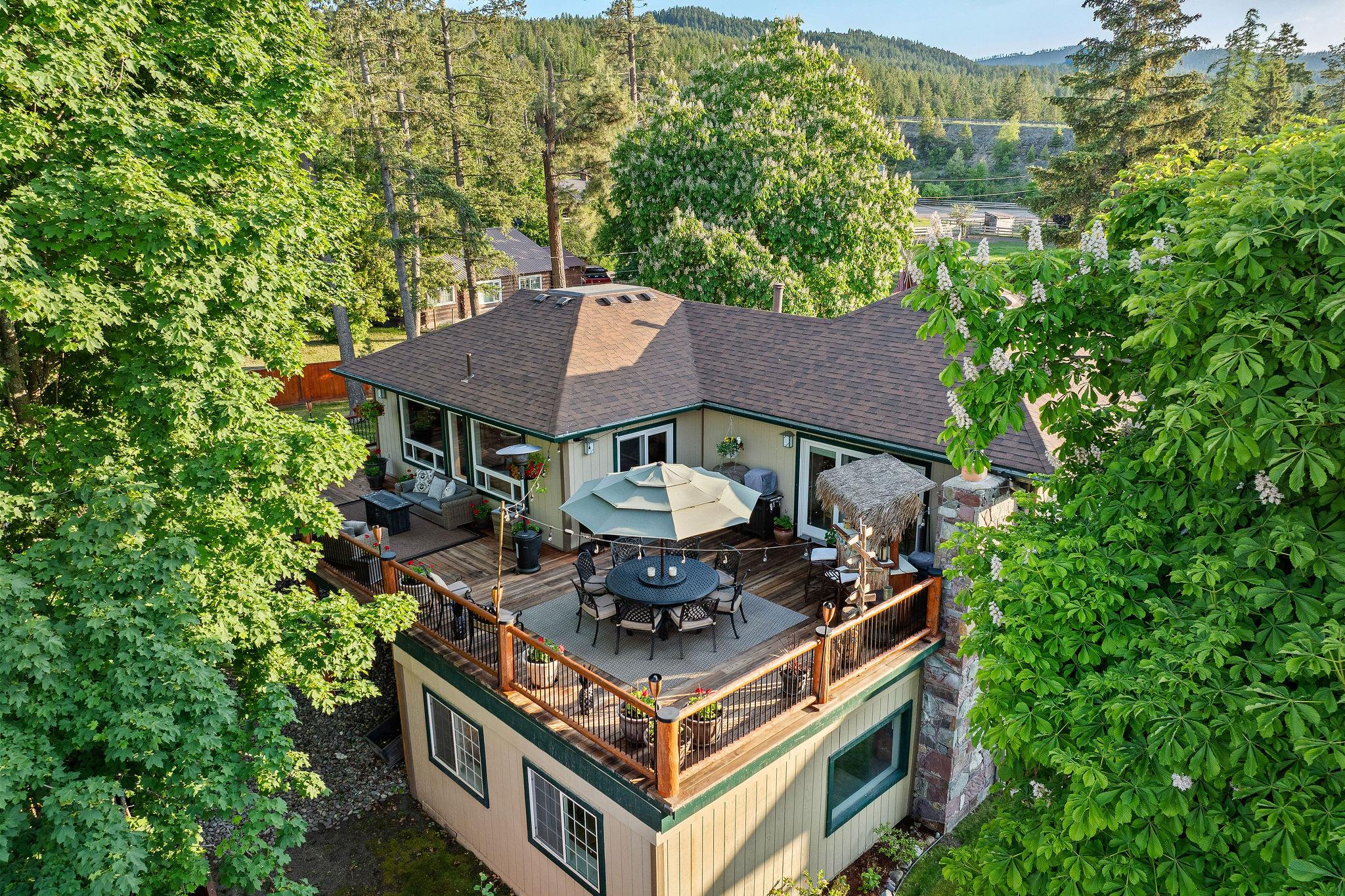 35 And 33 Lakeside Avenue Property Photo