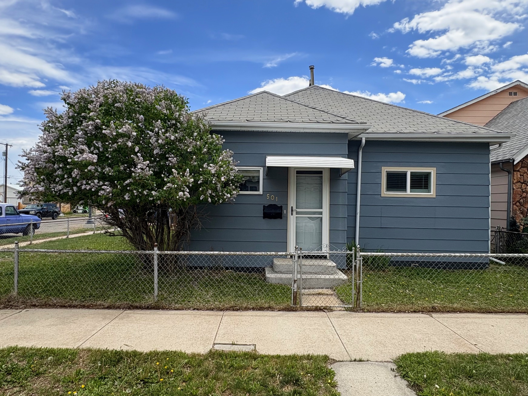 501 Elm Street Property Photo