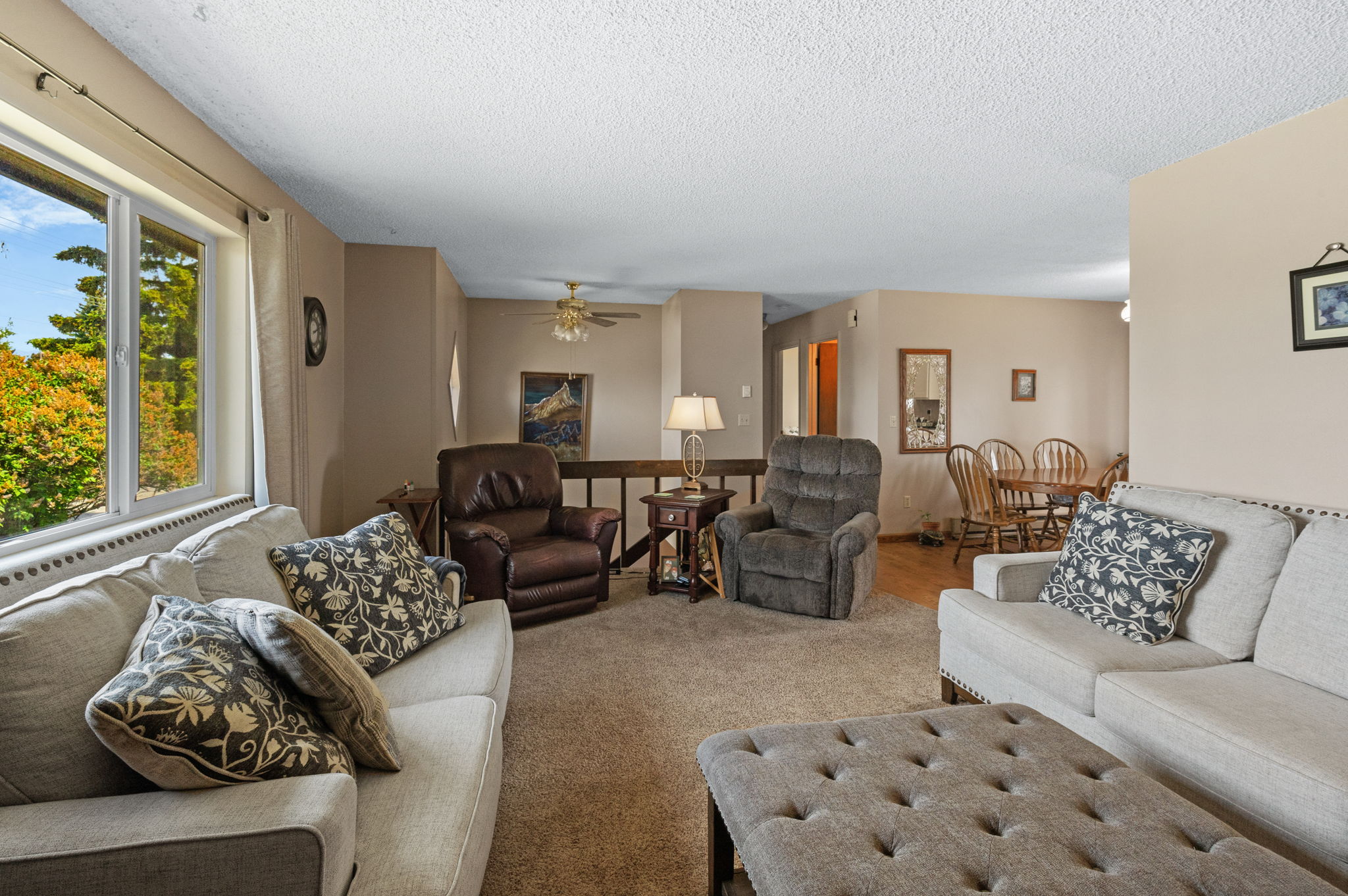 200 E Madison Avenue Property Photo 10