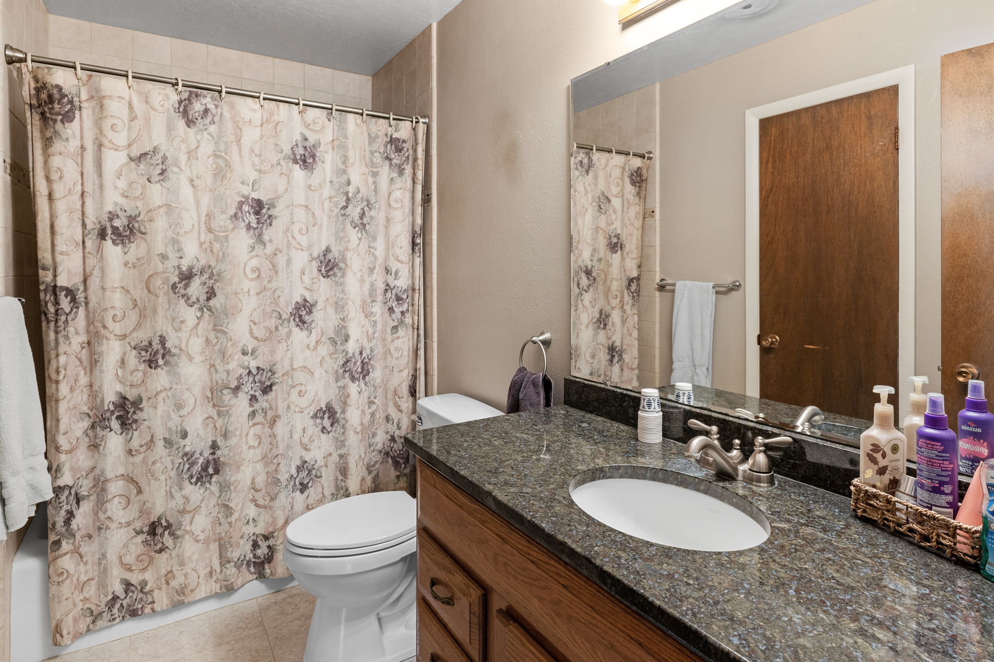 200 E Madison Avenue Property Photo 21