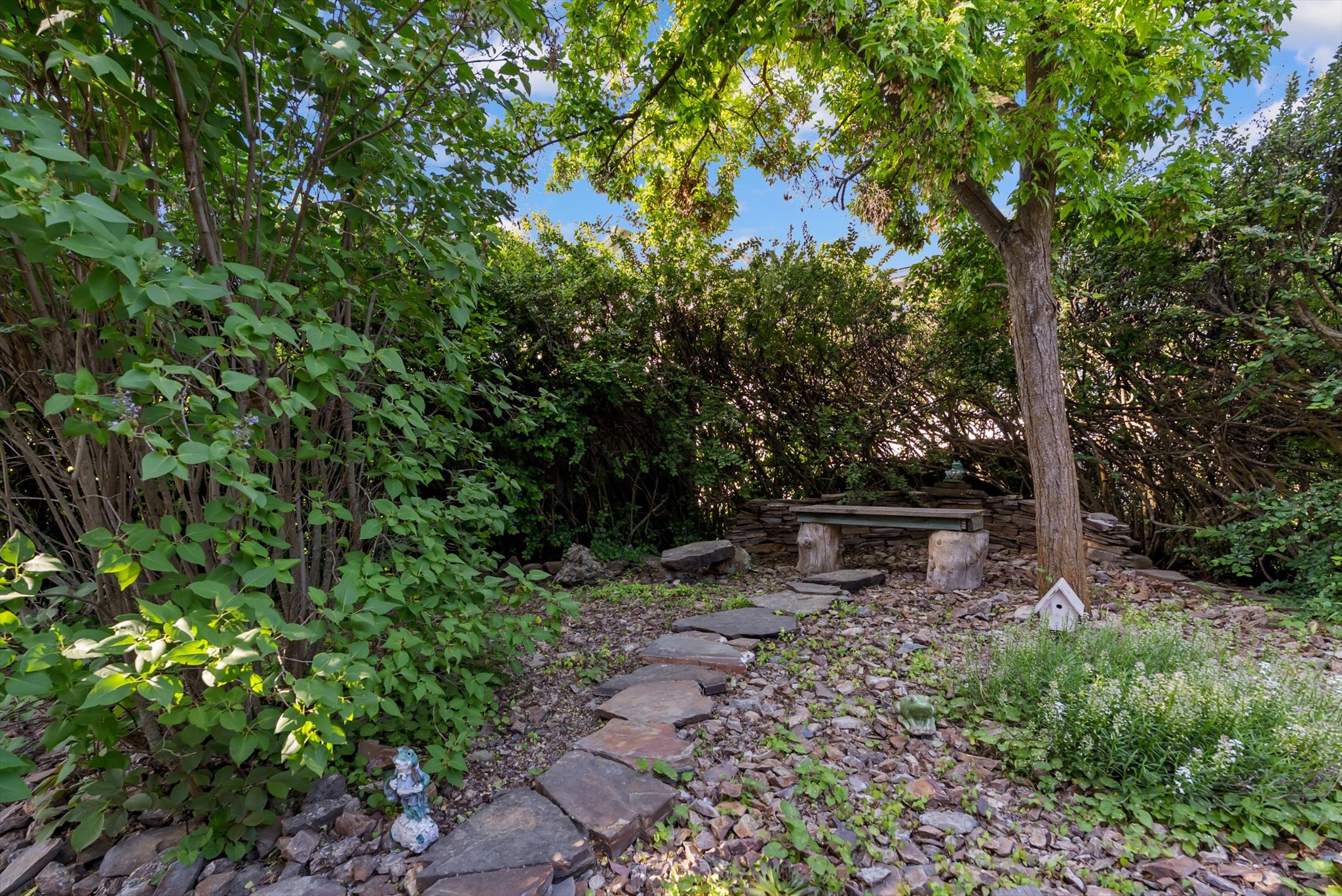 406 Summit Ridge Drive Property Photo 28