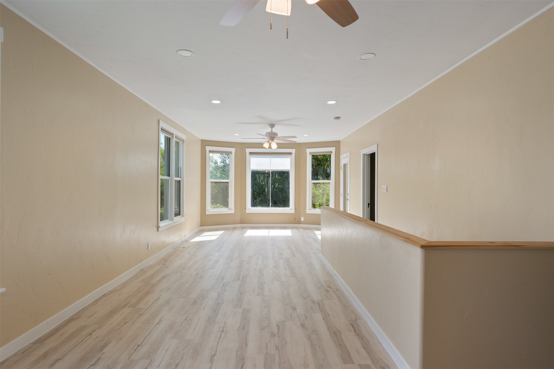 411 W 7th Street Property Photo 18