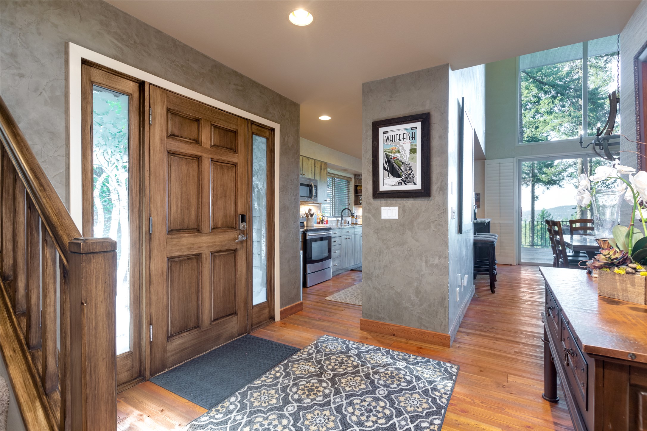 1939 Suncrest Drive Property Photo 8