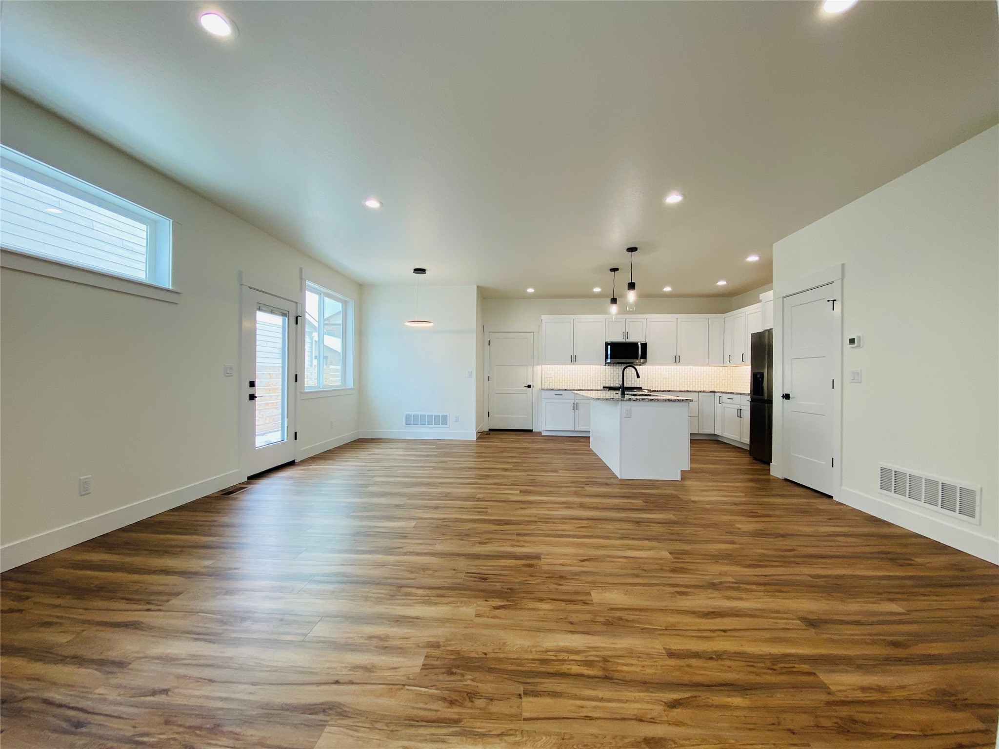 5341 A Remington Drive A Property Photo 4