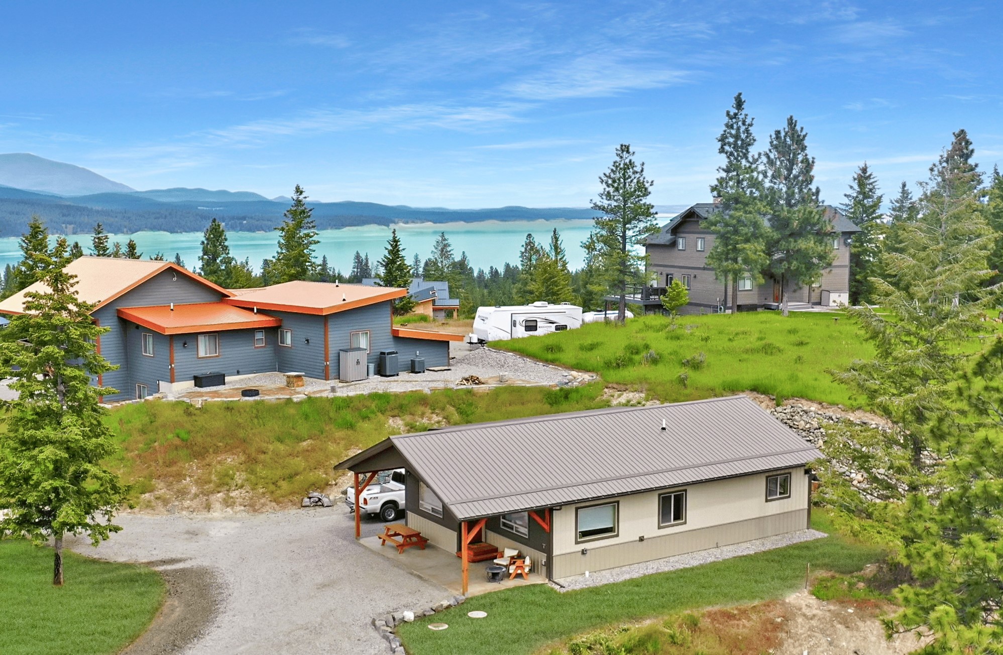 245 E Kokanee Drive E Property Photo 2