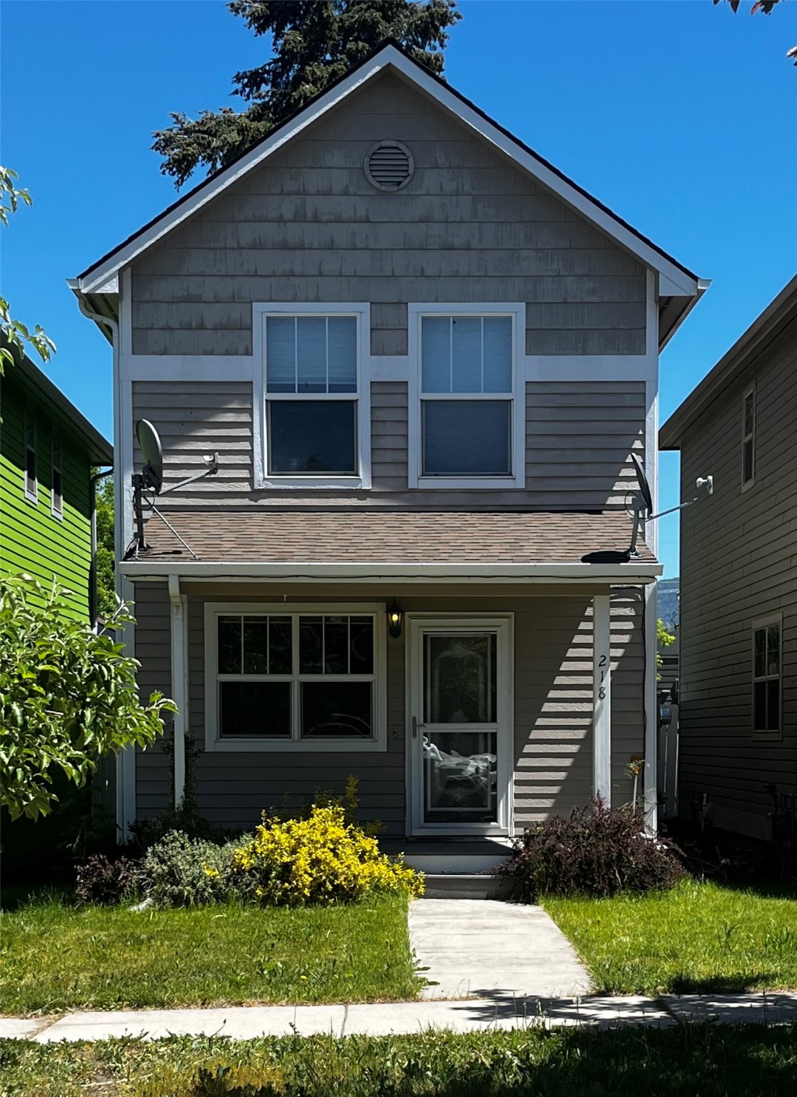 218 N Garfield Street Property Photo 1