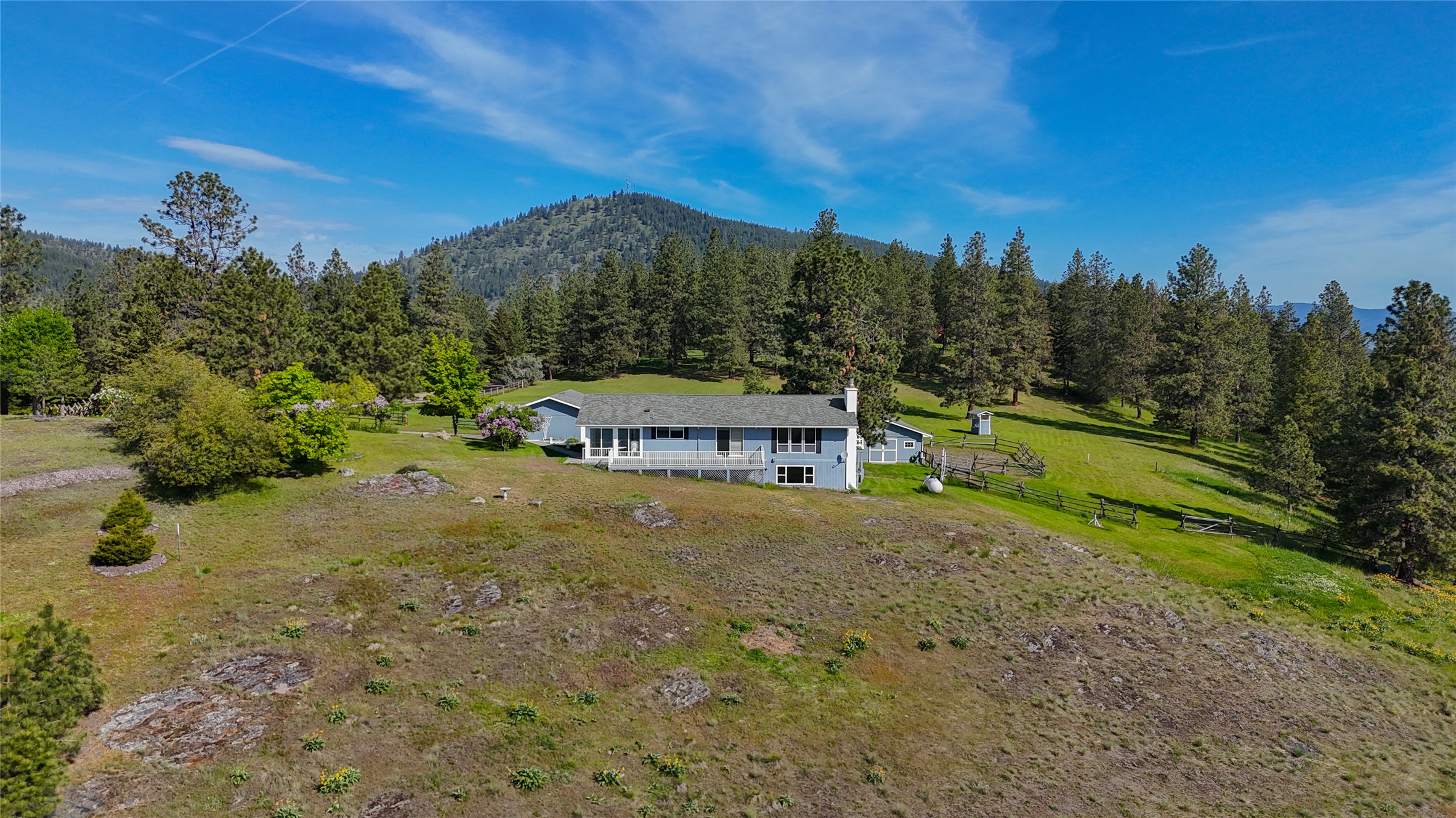 32090 Ridge View Circle Property Photo 5