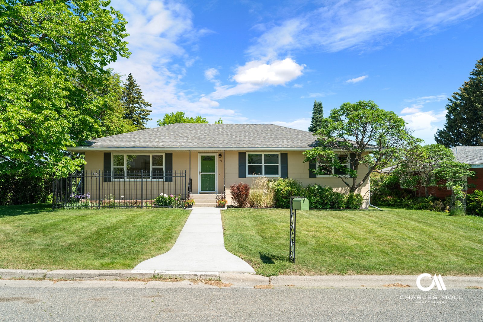 1302 Highland Street Property Photo 1