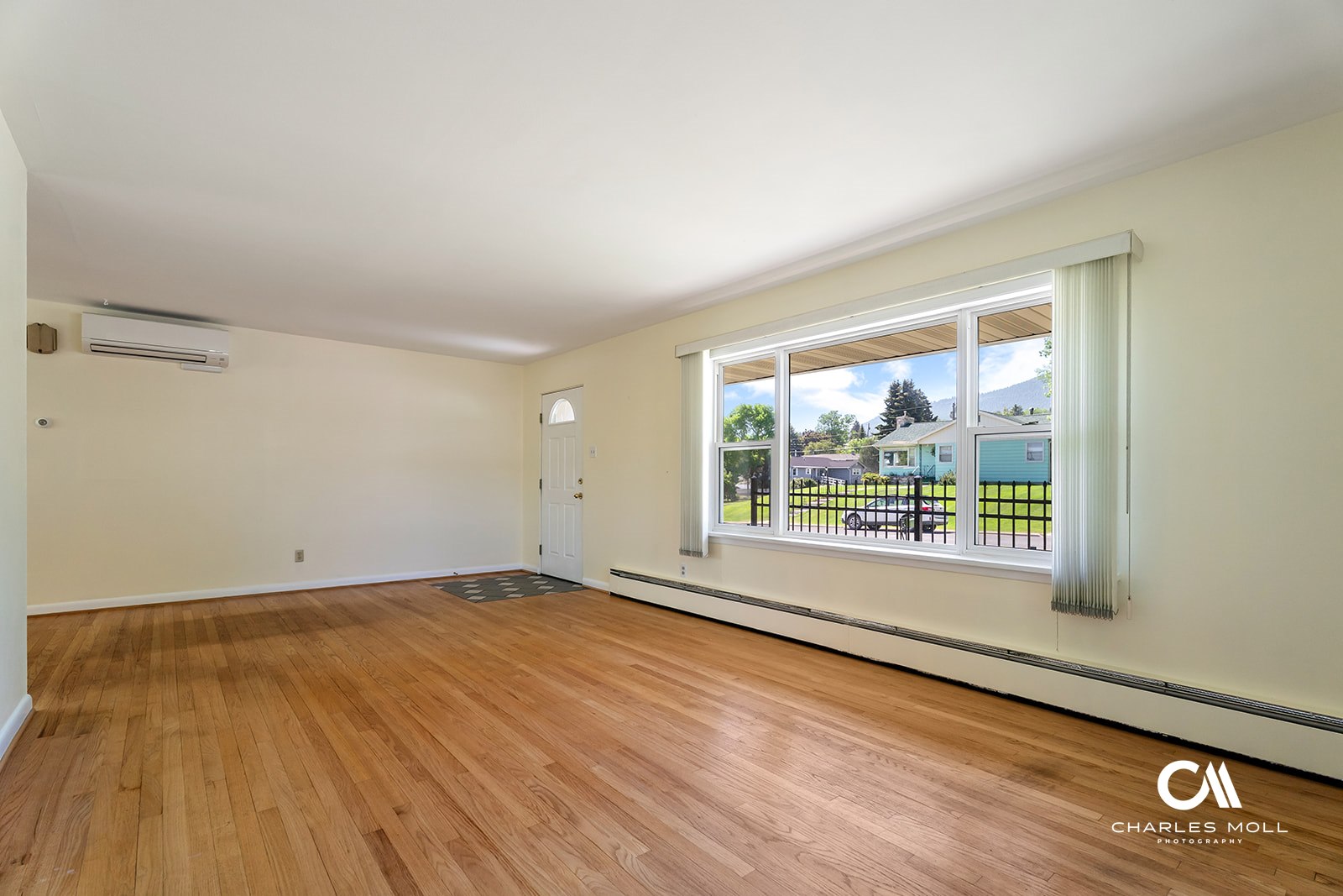 1302 Highland Street Property Photo 3