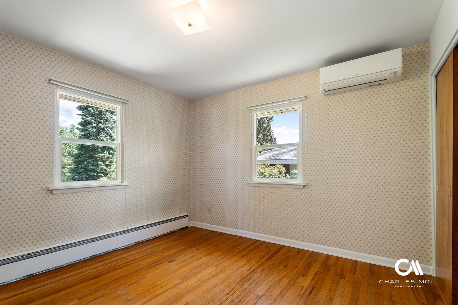 1302 Highland Street Property Photo 12