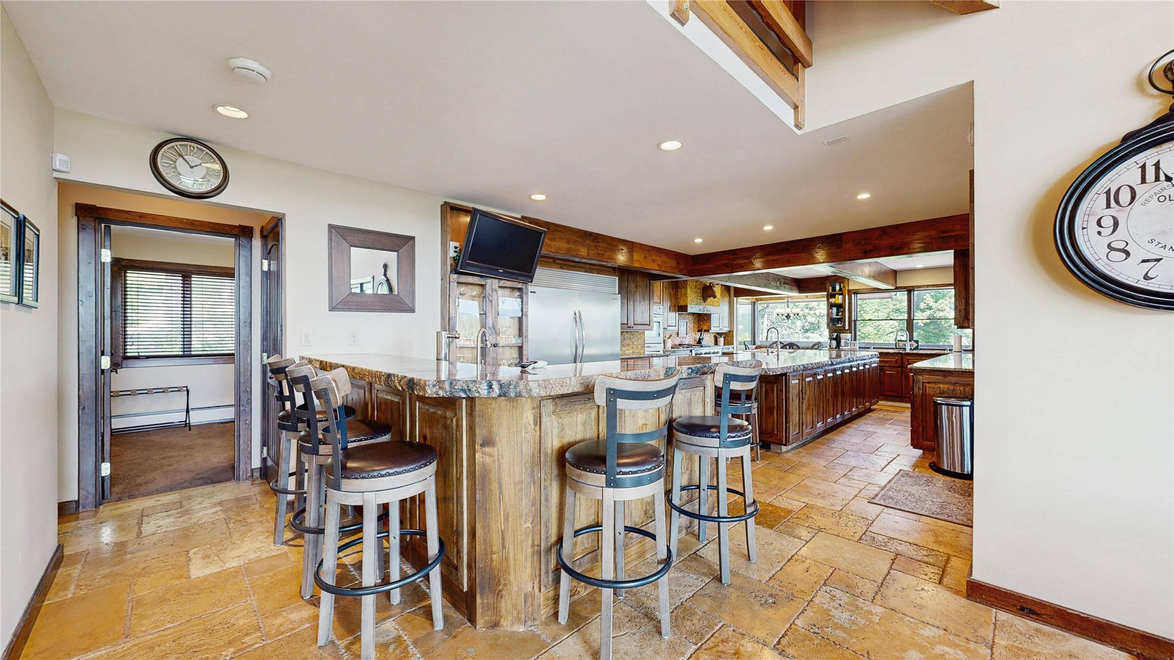 17743 Lake Forest Drive Property Photo 15