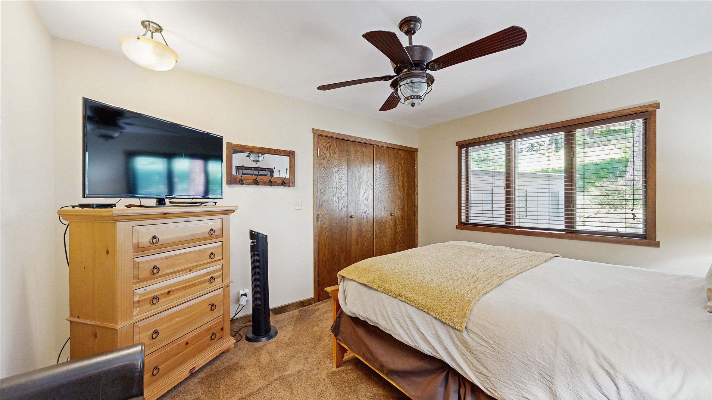 17743 Lake Forest Drive Property Photo 29