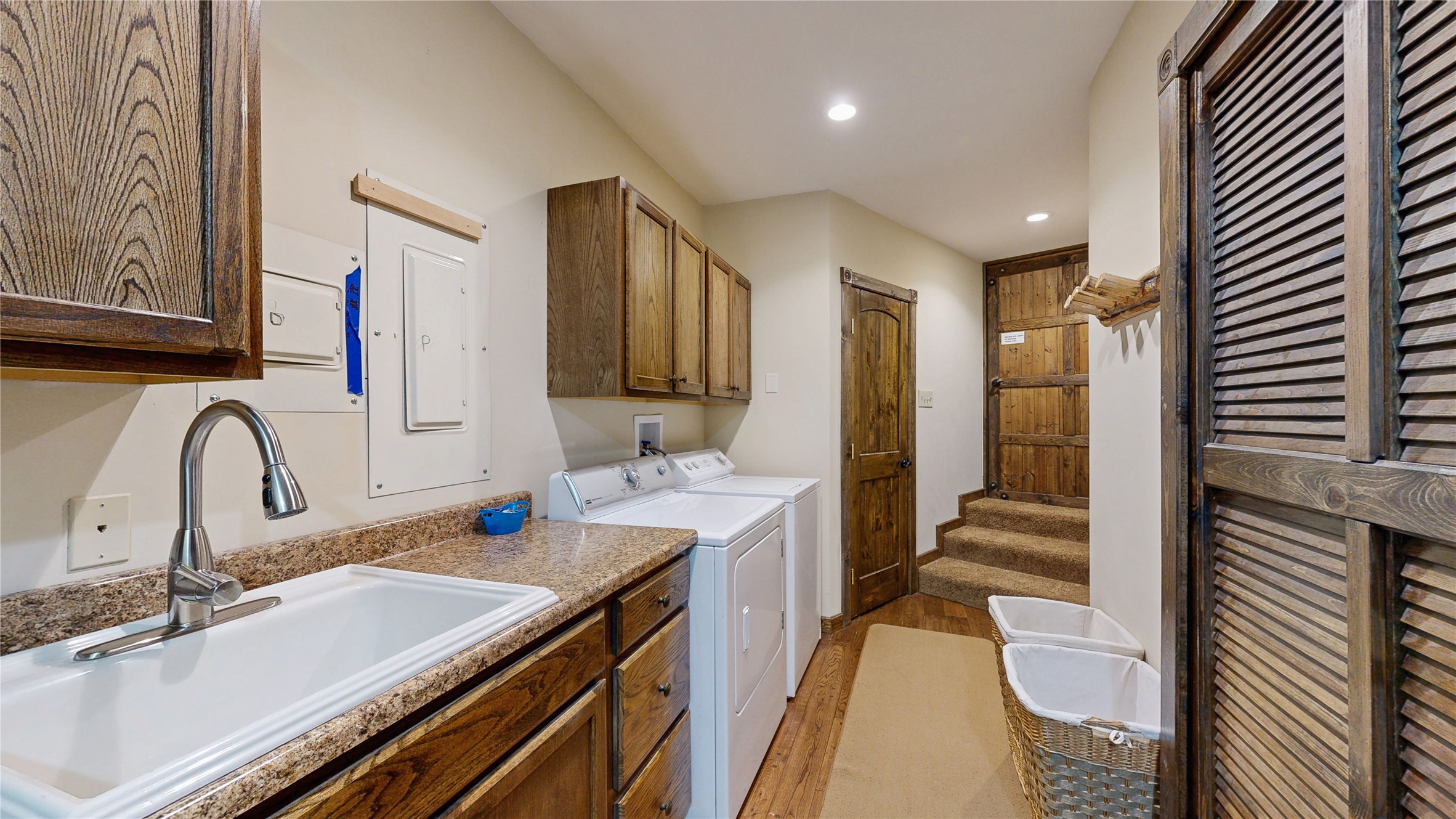 17743 Lake Forest Drive Property Photo 42