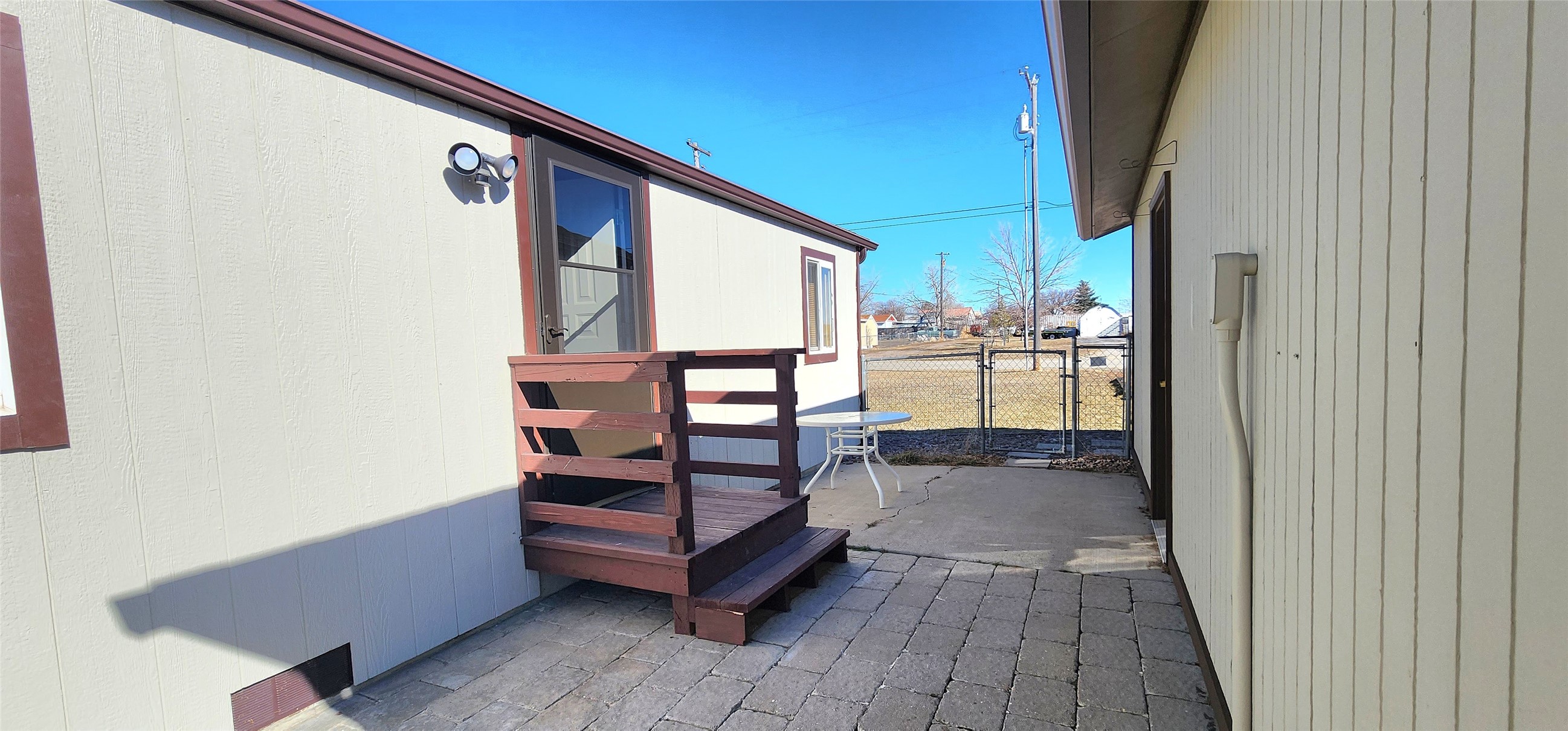 2812 17th Street S Property Photo 3