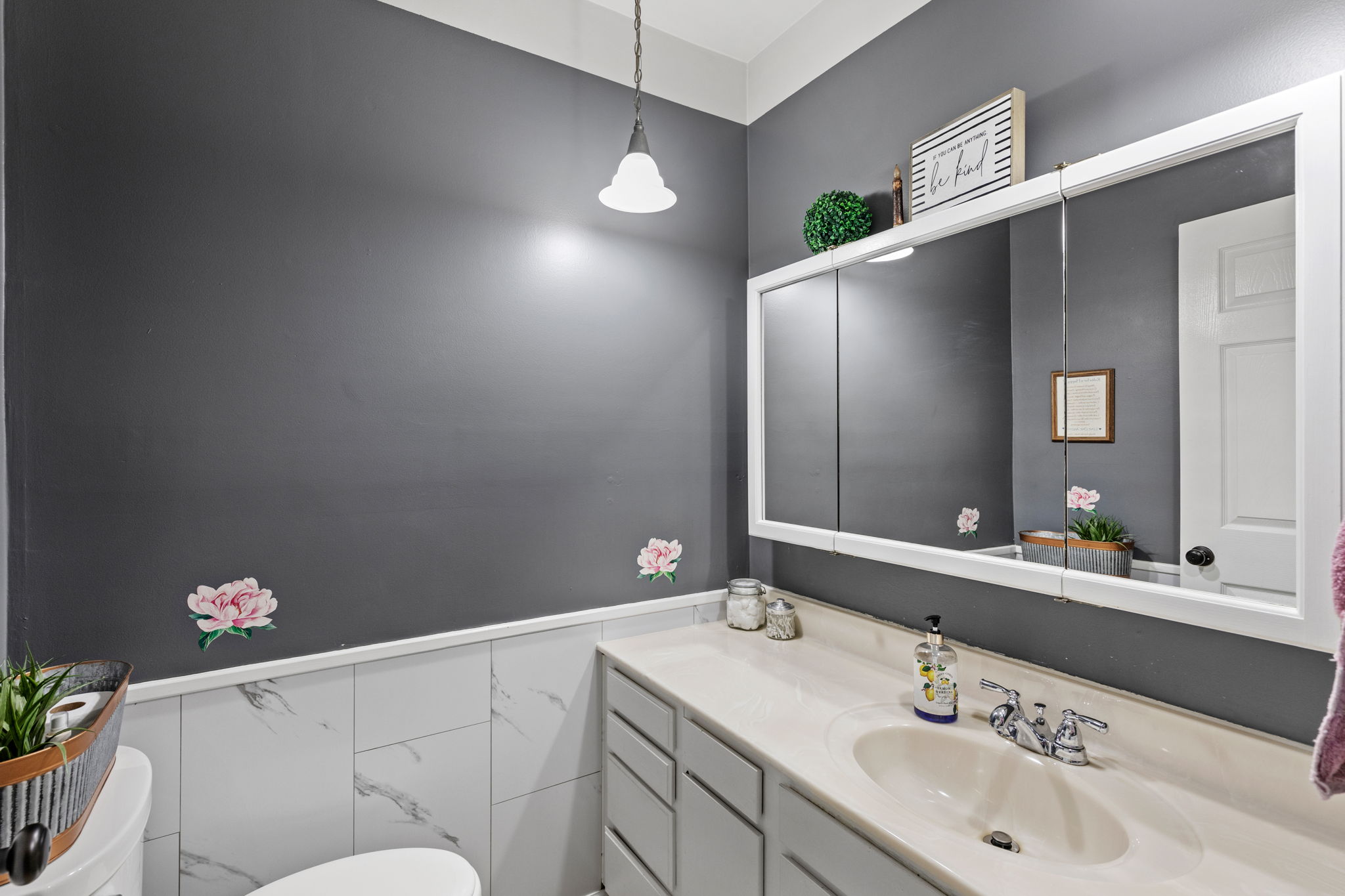 64 Holmesland Road Property Photo 16