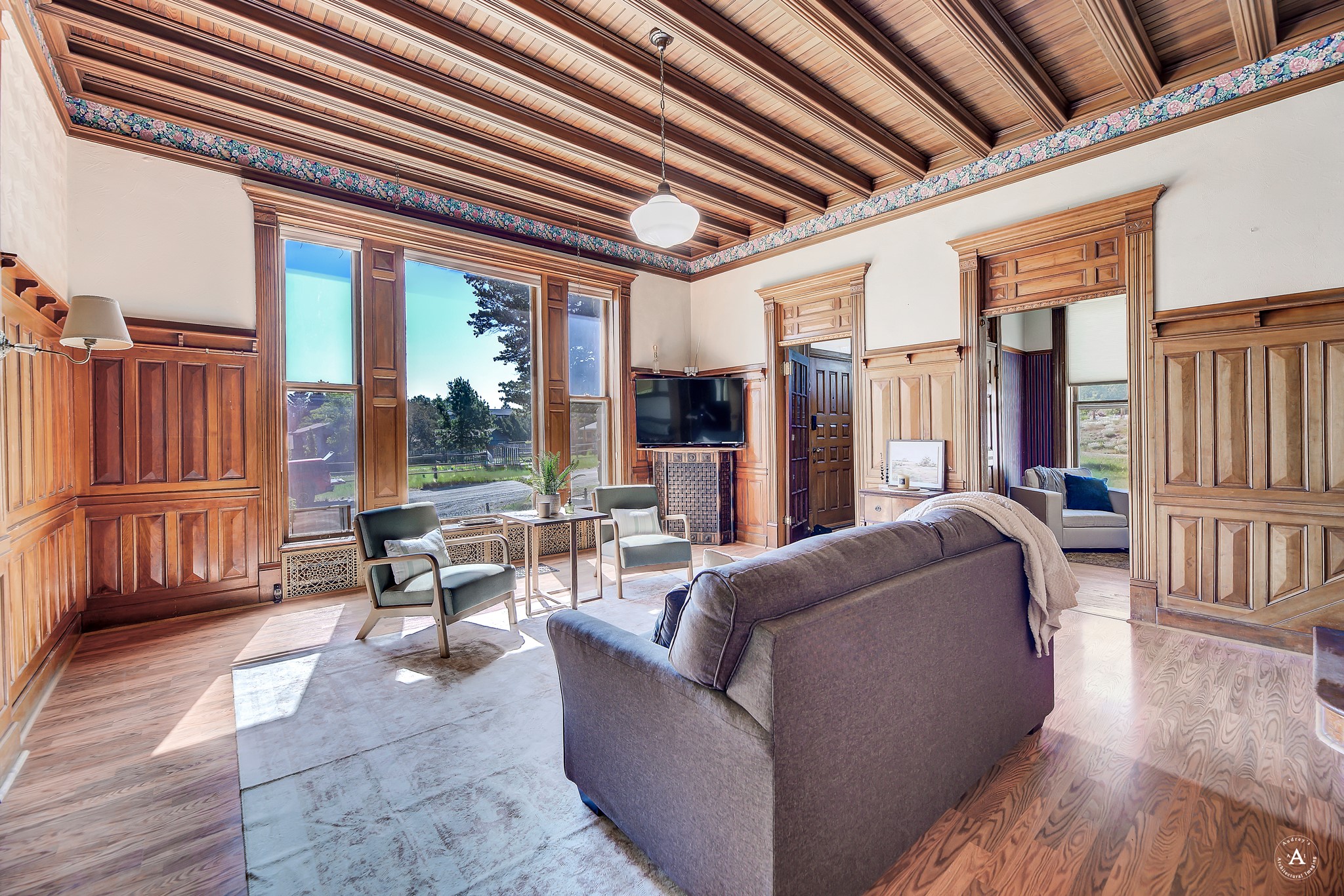 860 Hiawatha Street Property Photo 7