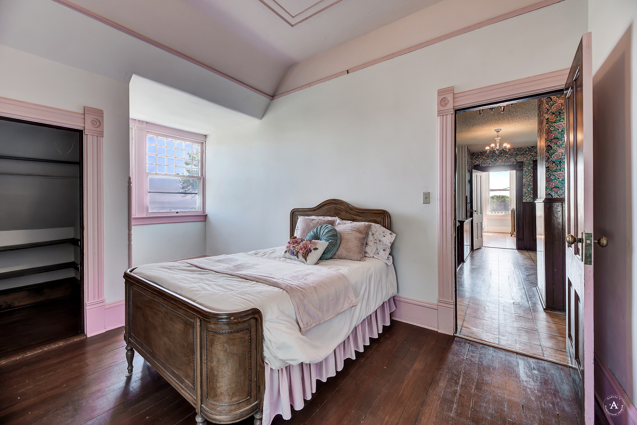 860 Hiawatha Street Property Photo 25