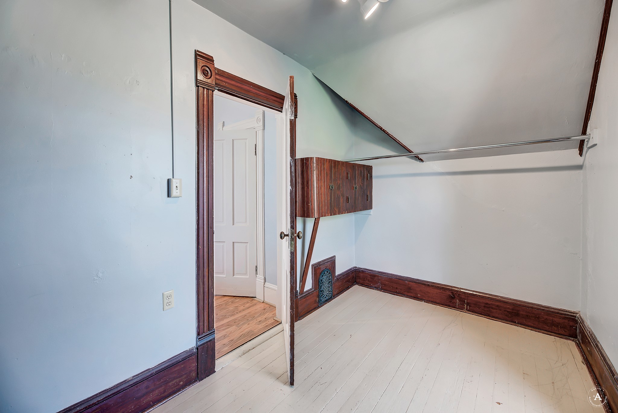 860 Hiawatha Street Property Photo 31
