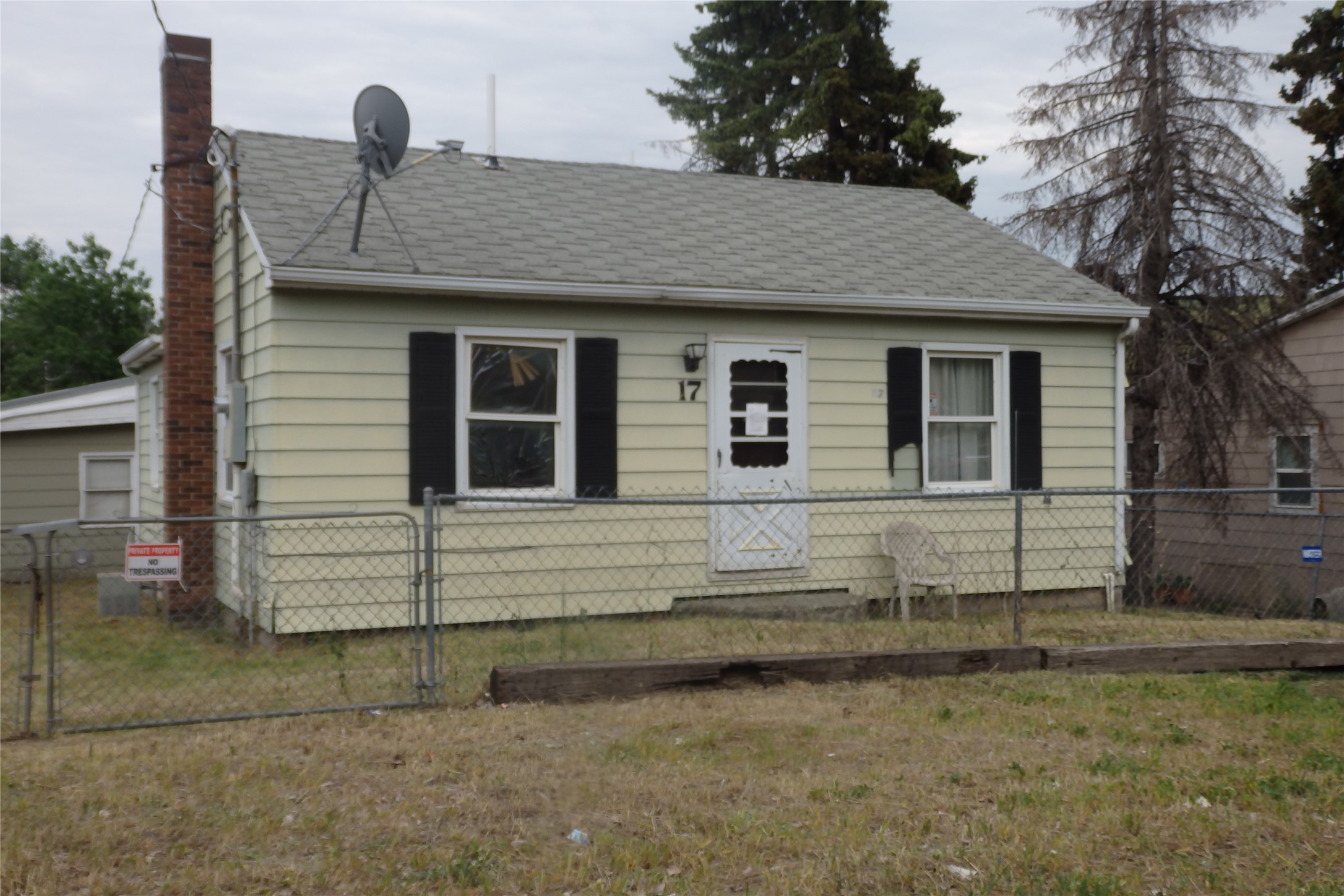 17 Crane Avenue Property Photo 1
