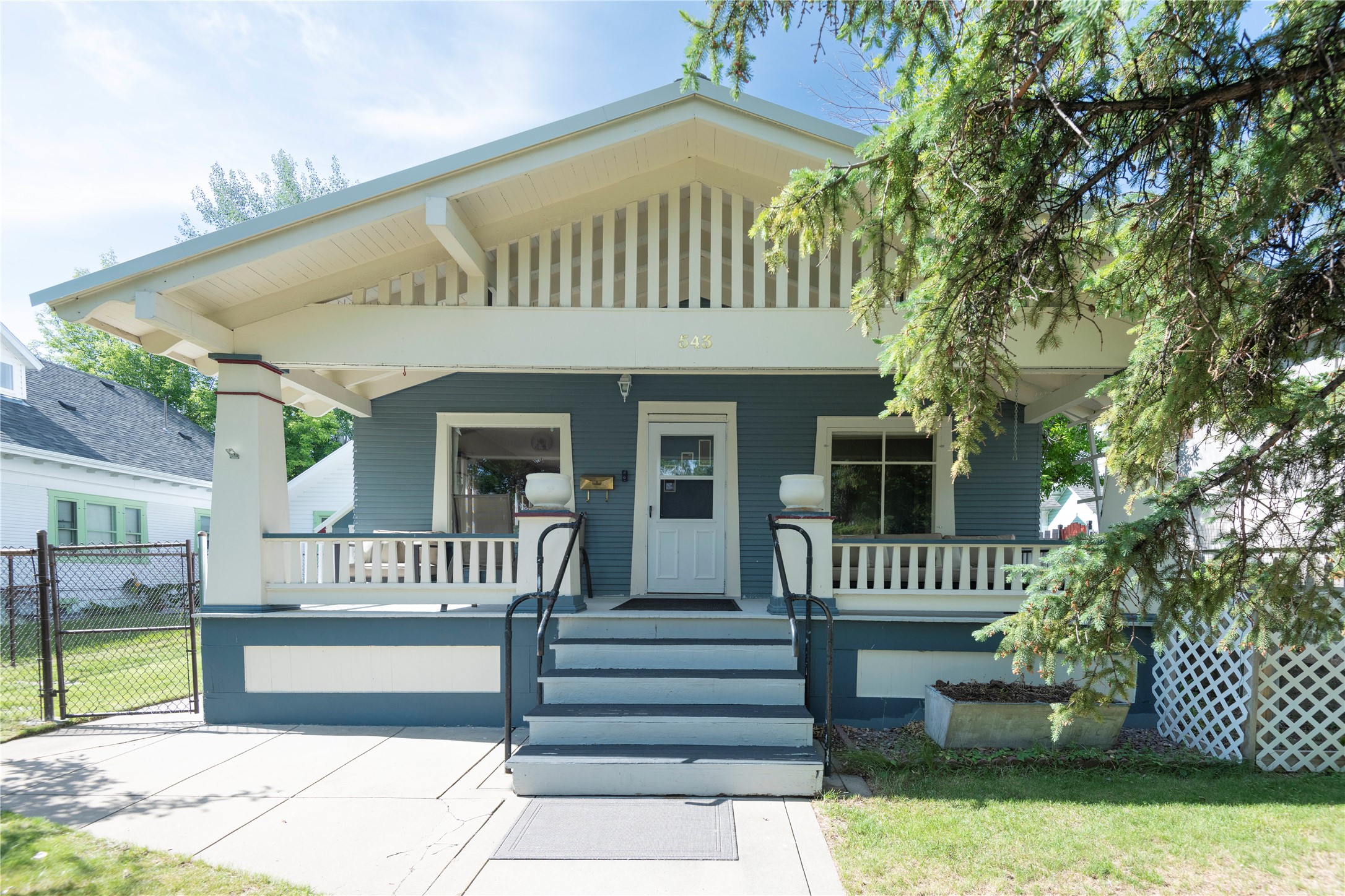 543 5th Avenue Property Photo 1
